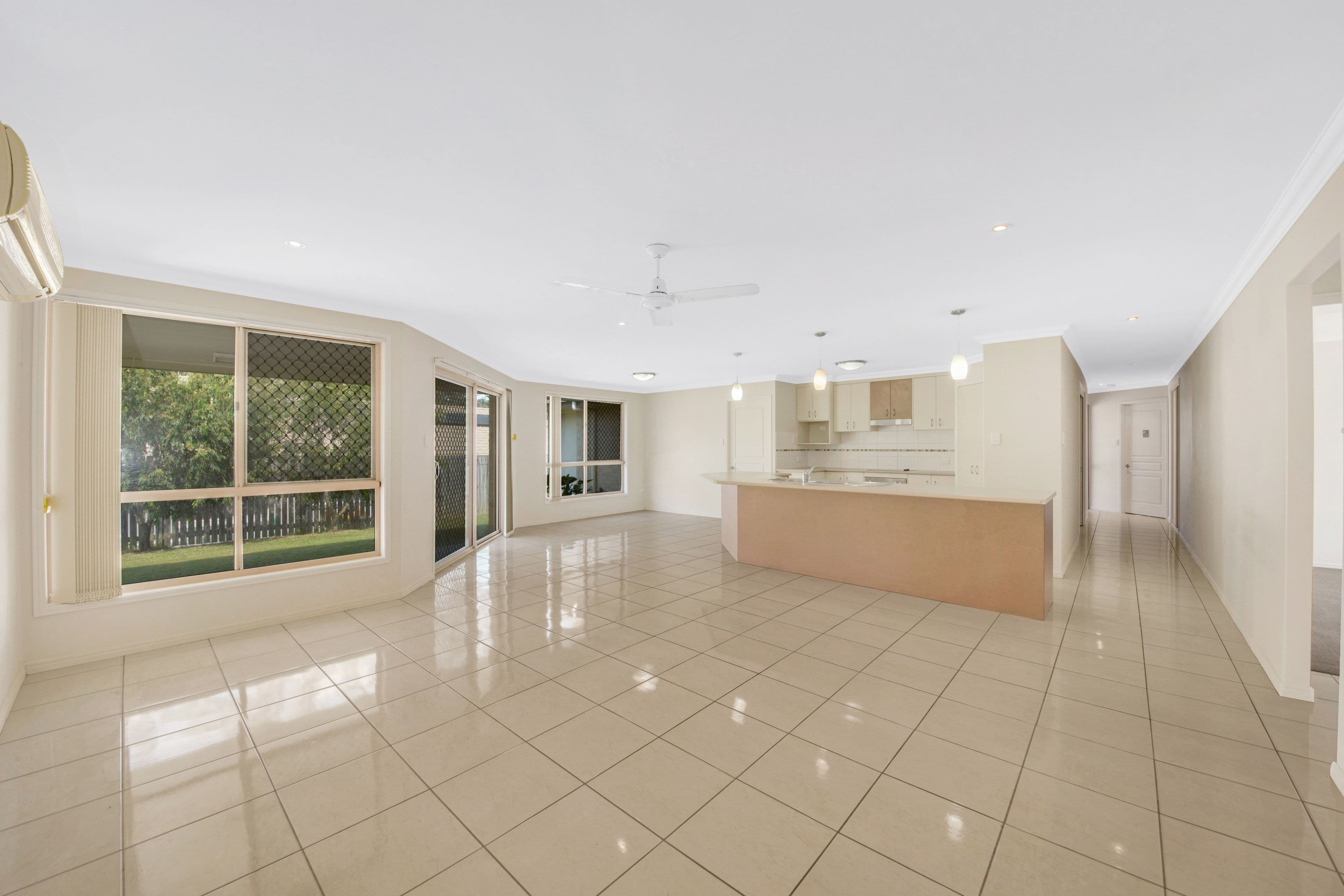 8 Larcom Rise, West Gladstone QLD 4680, West Gladstone - Thumbnail 5