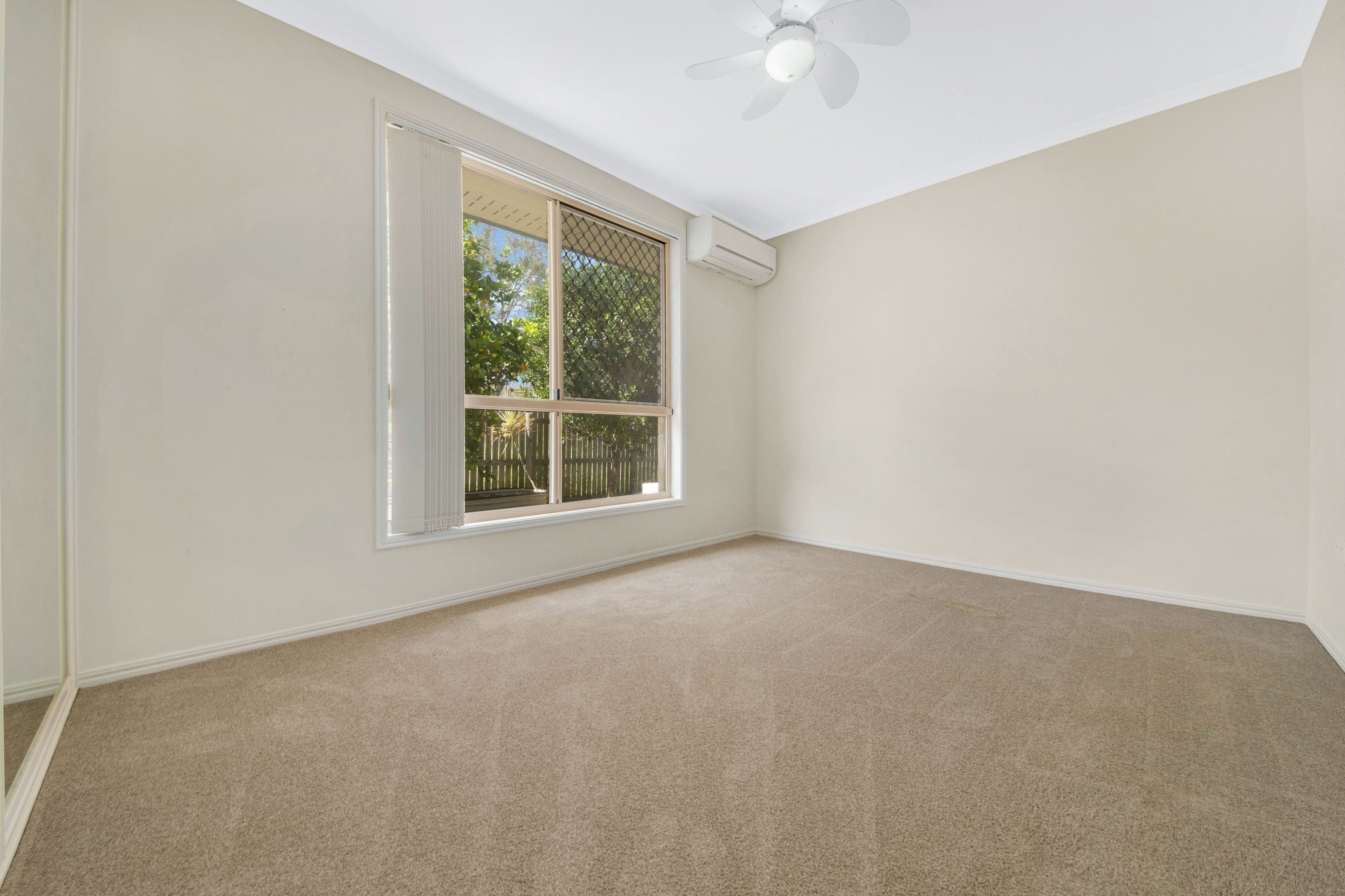 8 Larcom Rise, West Gladstone QLD 4680, West Gladstone - Thumbnail 7