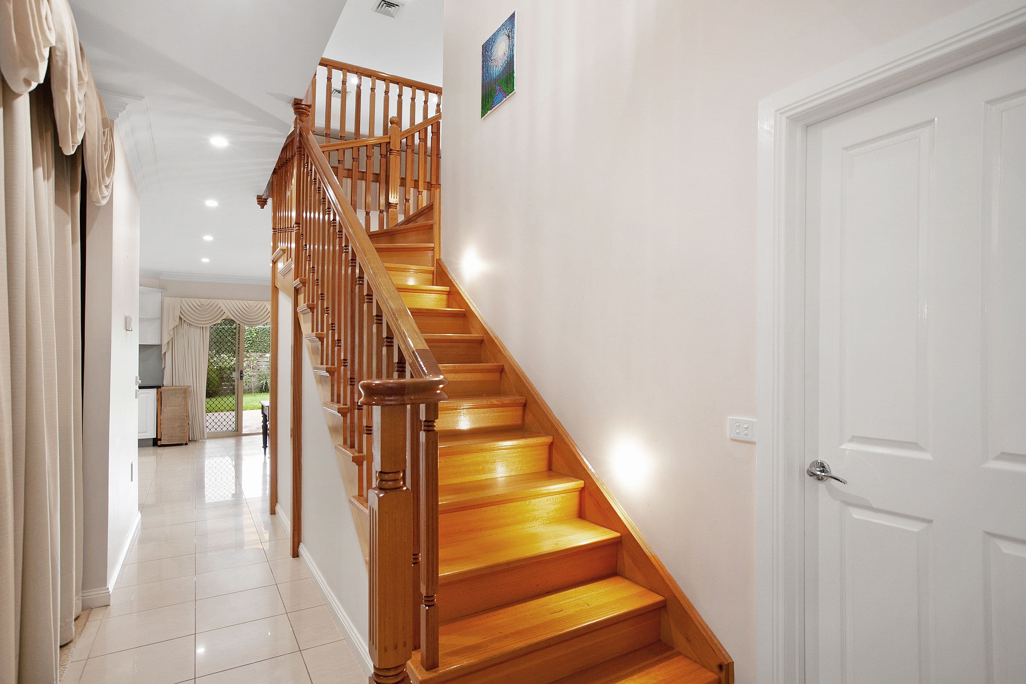 28M Hughes Parade, Reservoir VIC 3073, Reservoir - Thumbnail 8