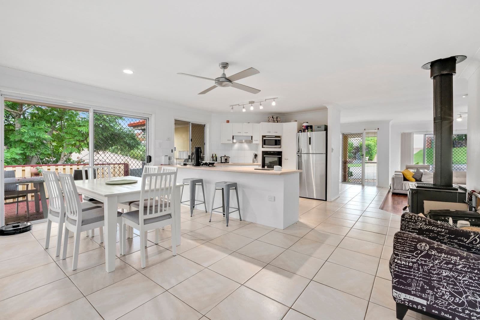 3 Winslow Court, Oxenford QLD 4210, Oxenford - Thumbnail 2