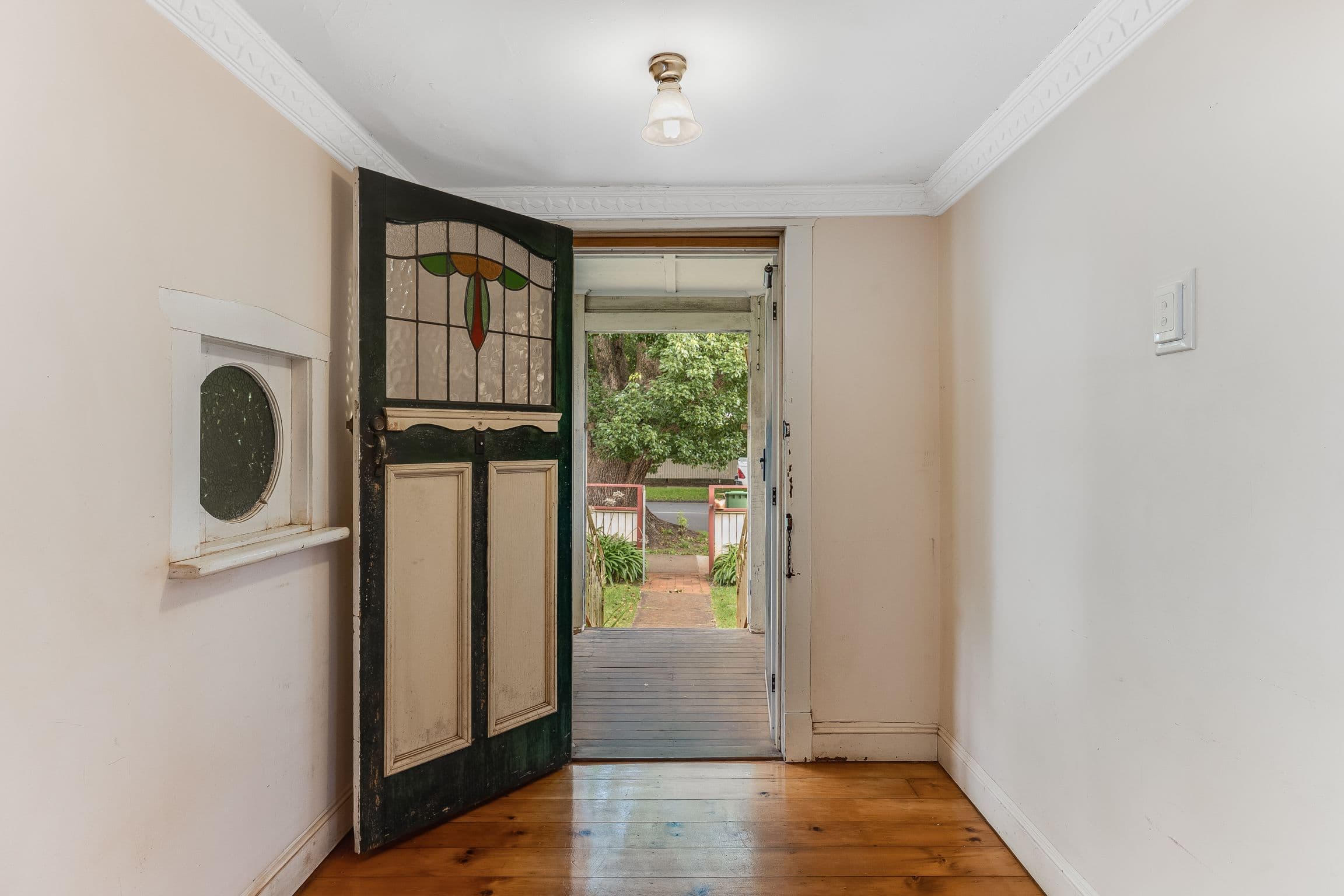 54 Anzac Avenue, Newtown QLD 4350, Newtown - Thumbnail 2