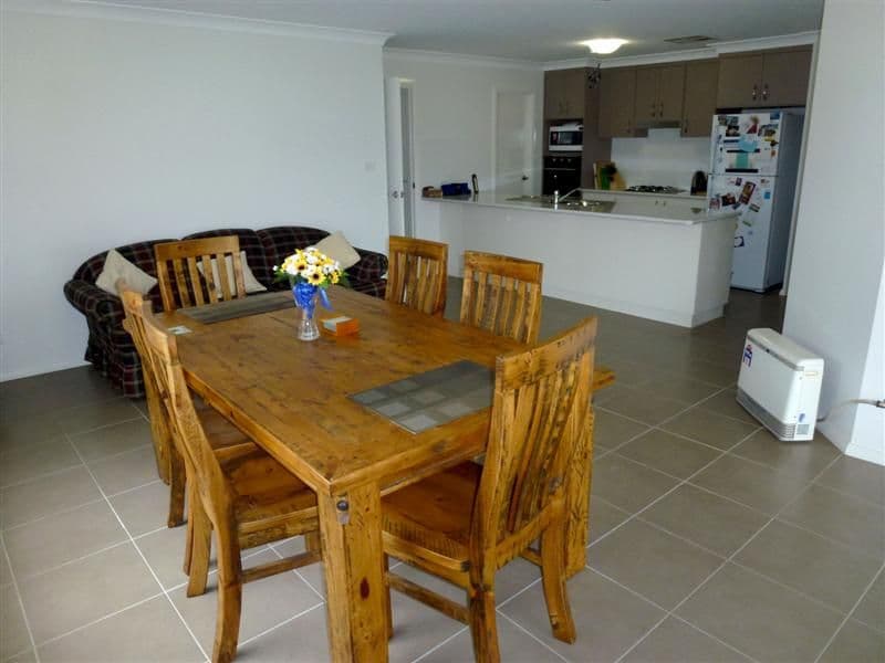 3 Catherine Drive, Dubbo NSW 2830, Dubbo - Thumbnail 2