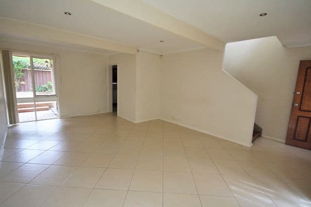 50-52 Third Avenue, Macquarie Fields NSW 2564, Macquarie Fields - Thumbnail 2