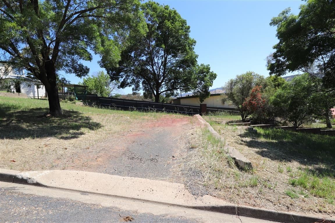 62 Clarke Street, Tumut NSW 2720, Tumut - Thumbnail 4