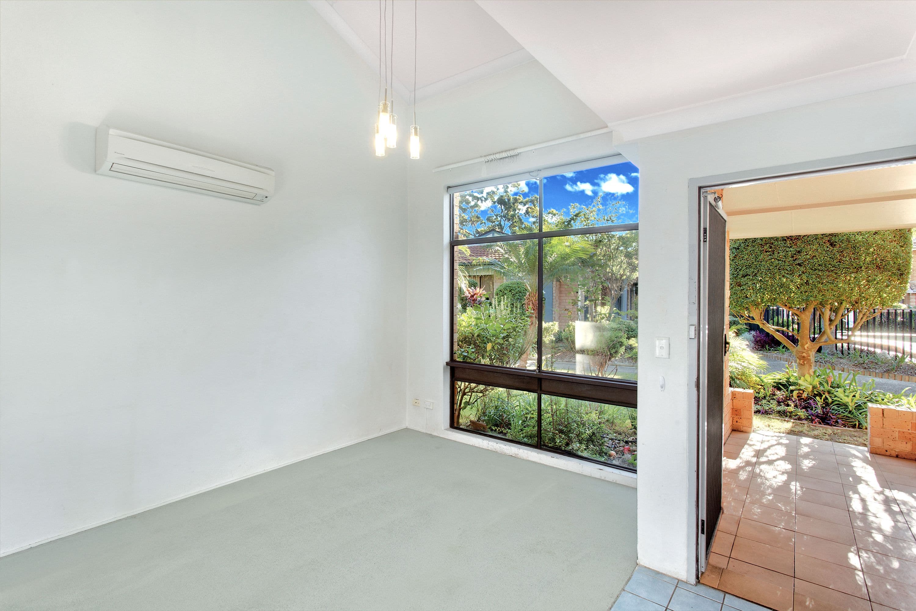30 Macpherson Street, Warriewood - Thumbnail 3