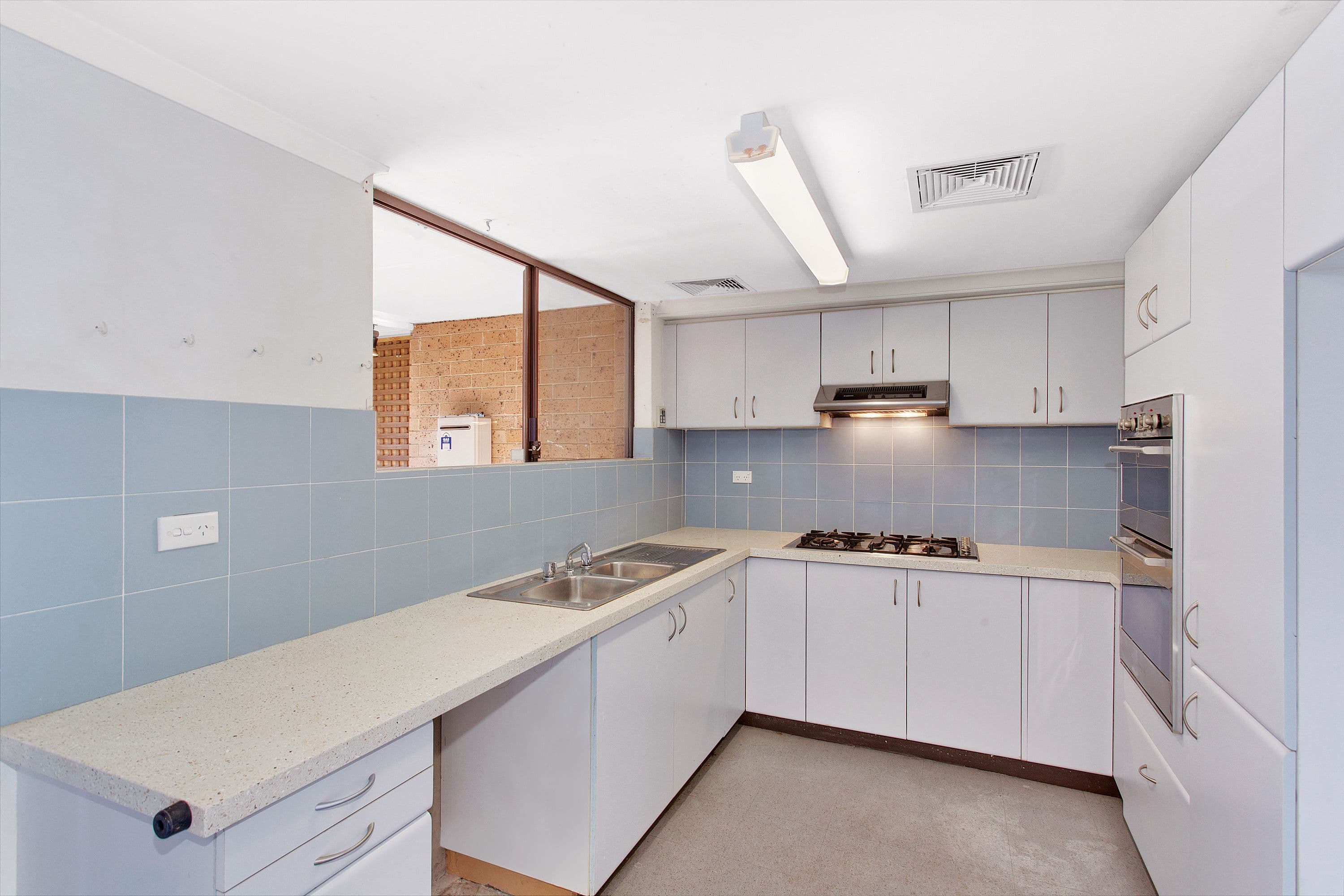 30 Macpherson Street, Warriewood - Thumbnail 4
