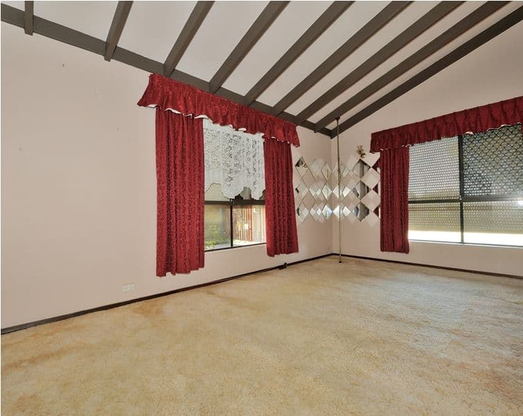 41 Okehampton Road, WARNBRO WA 6169, Warnbro - Thumbnail 2