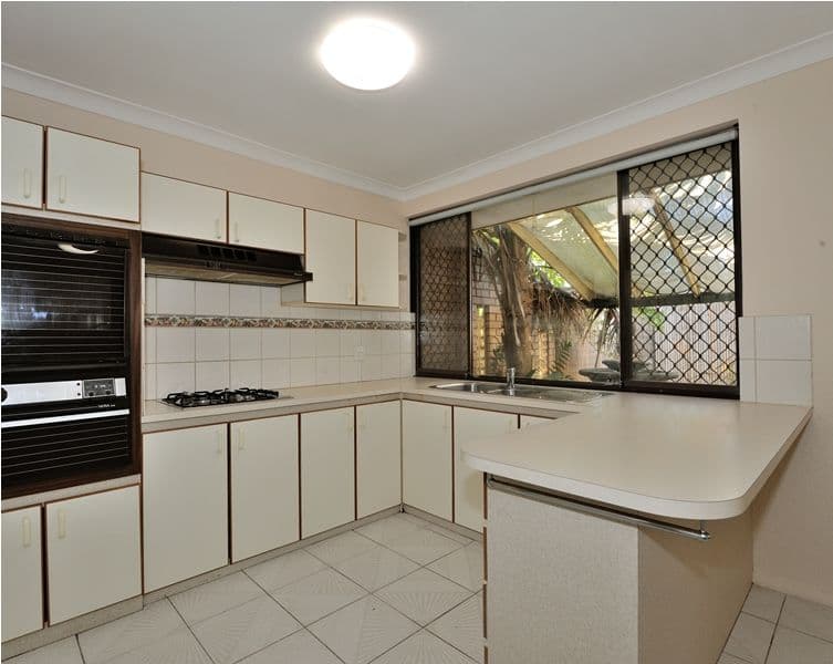 41 Okehampton Road, WARNBRO WA 6169, Warnbro - Thumbnail 3