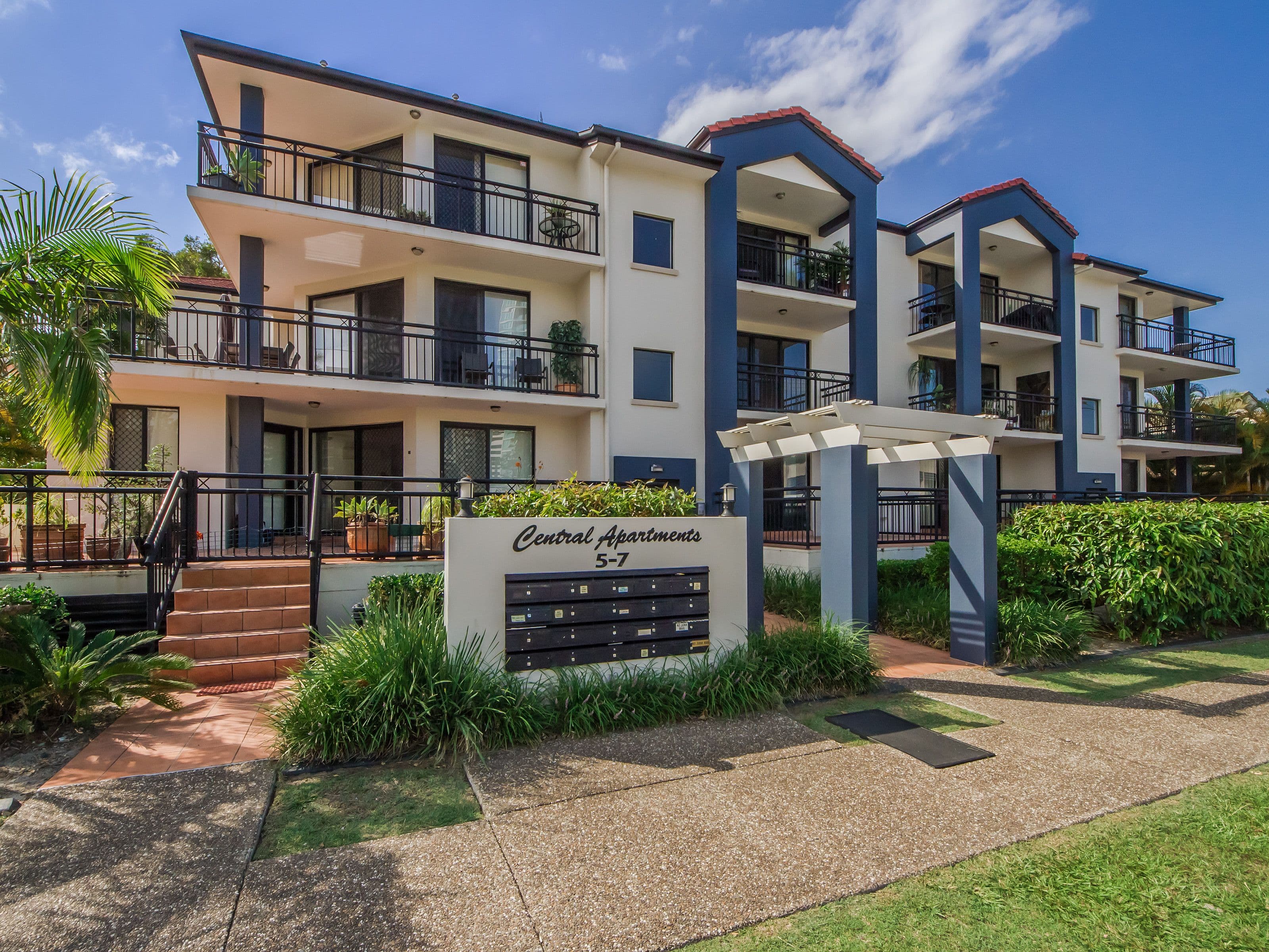 5 Railway Street, Southport QLD 4215, Southport - Thumbnail 3