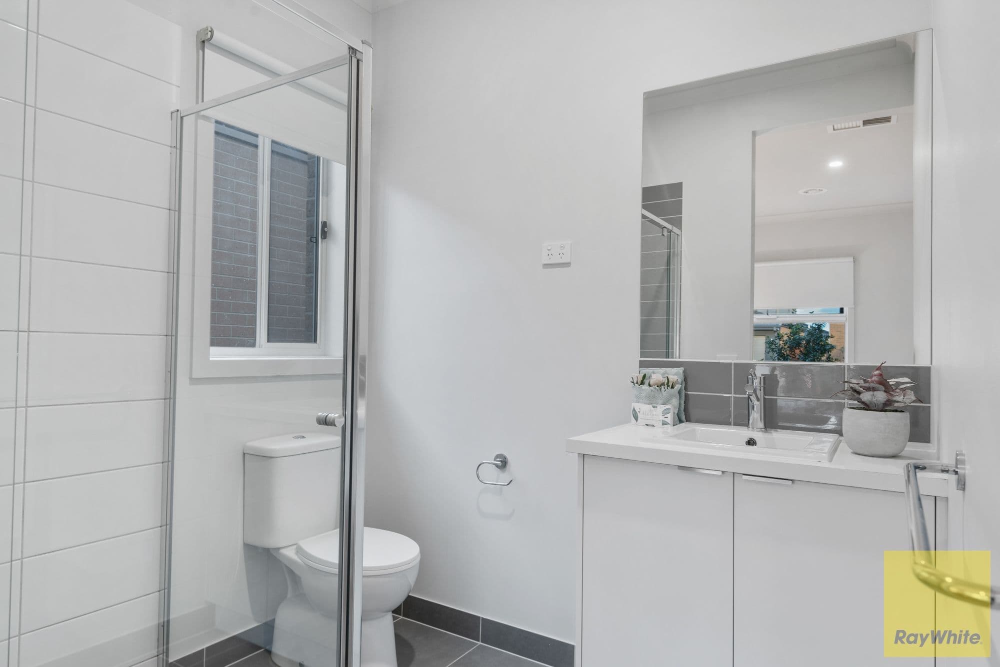 12 Zimmerman Street, Truganina VIC 3029, Truganina - Thumbnail 3