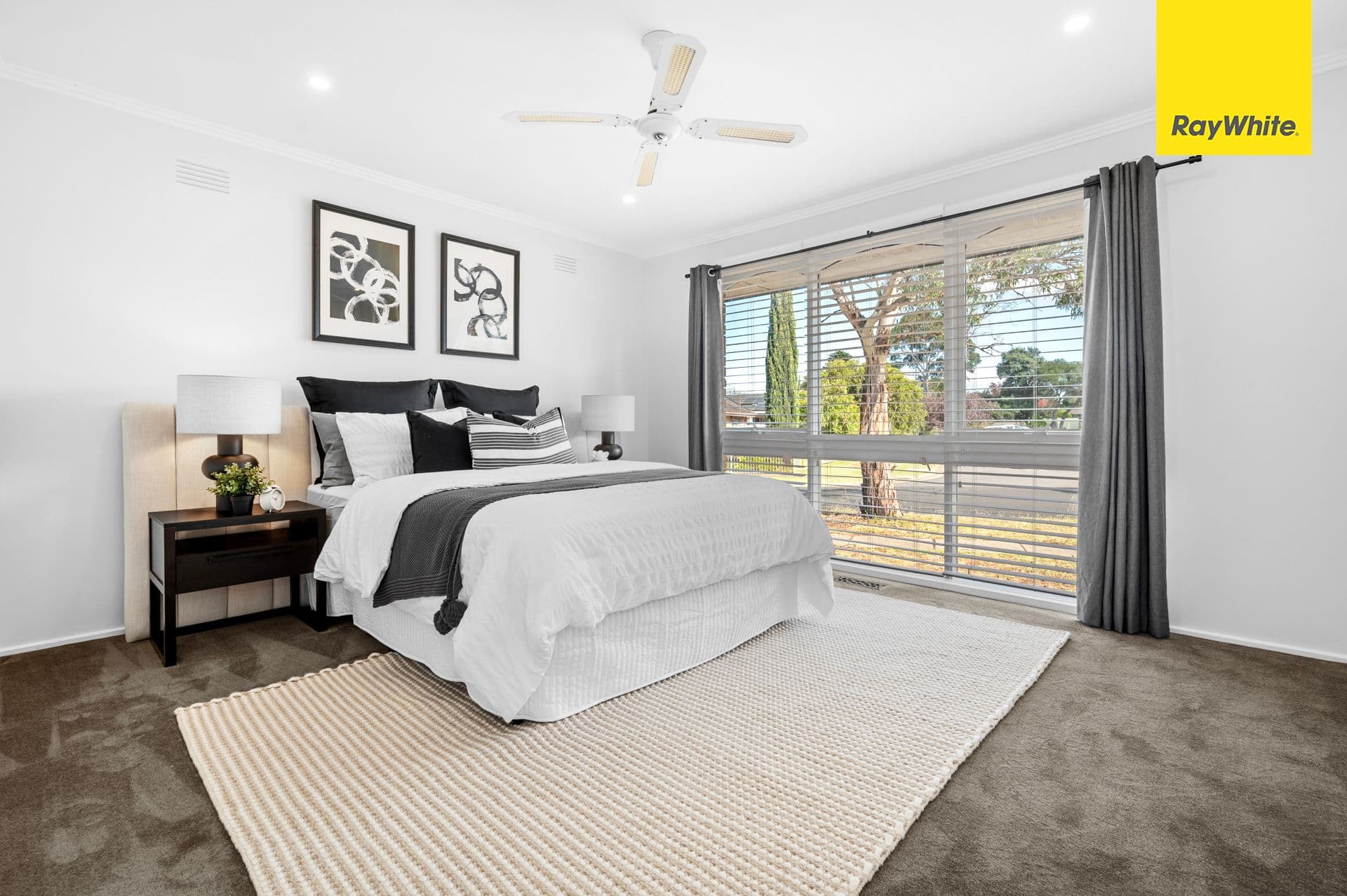 51 Rathdowne Circuit, Melton West VIC 3337, Melton West - Thumbnail 3