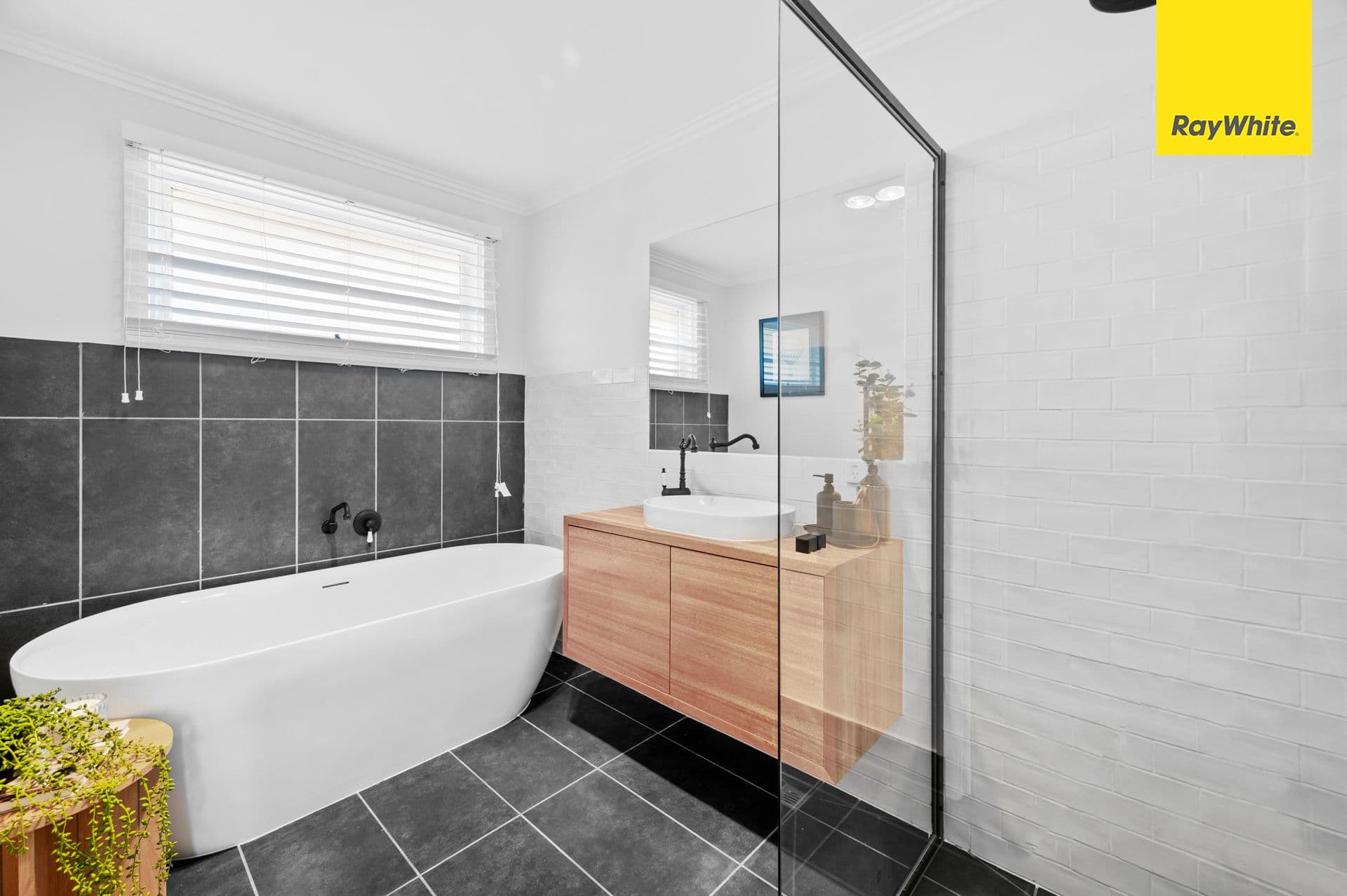 51 Rathdowne Circuit, Melton West VIC 3337, Melton West - Thumbnail 5