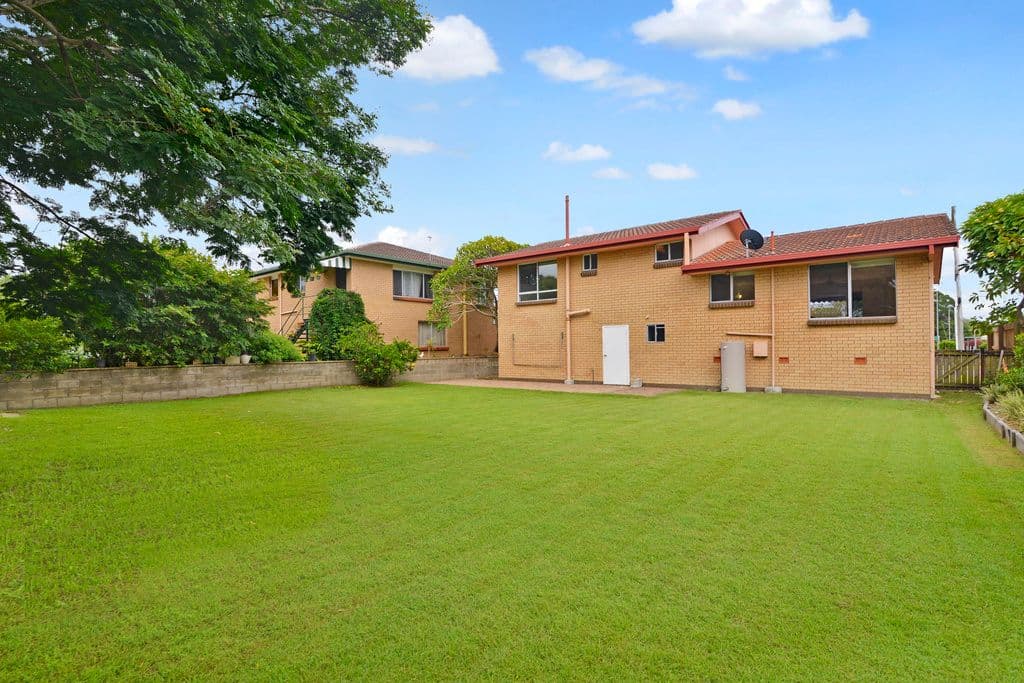 14 Cabarita Avenue, Tugun QLD 4224, Tugun - Thumbnail 3