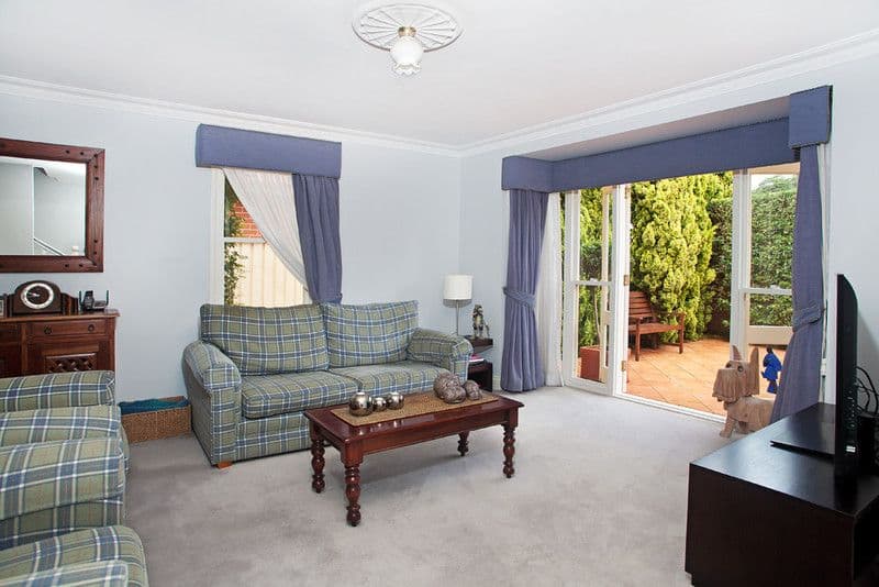 18  Oaks Avenue, CREMORNE NSW 2090, Cremorne - Thumbnail 3