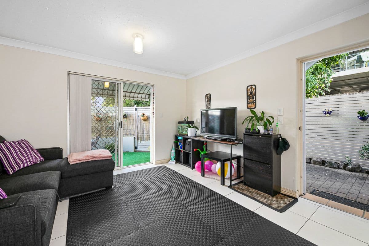 507 Oxley Road, Sherwood QLD 4075, Sherwood - Thumbnail 3