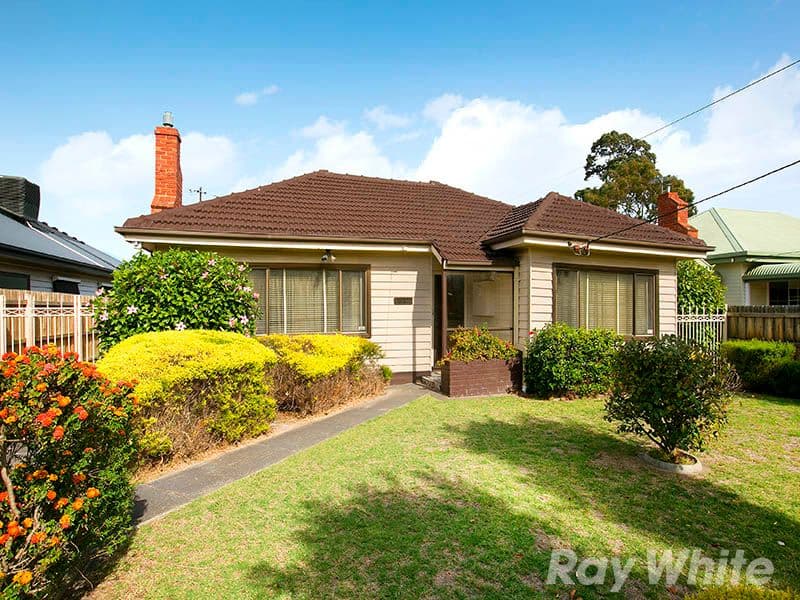 128 Devon Street, Cheltenham VIC 3192, Cheltenham - Thumbnail 2