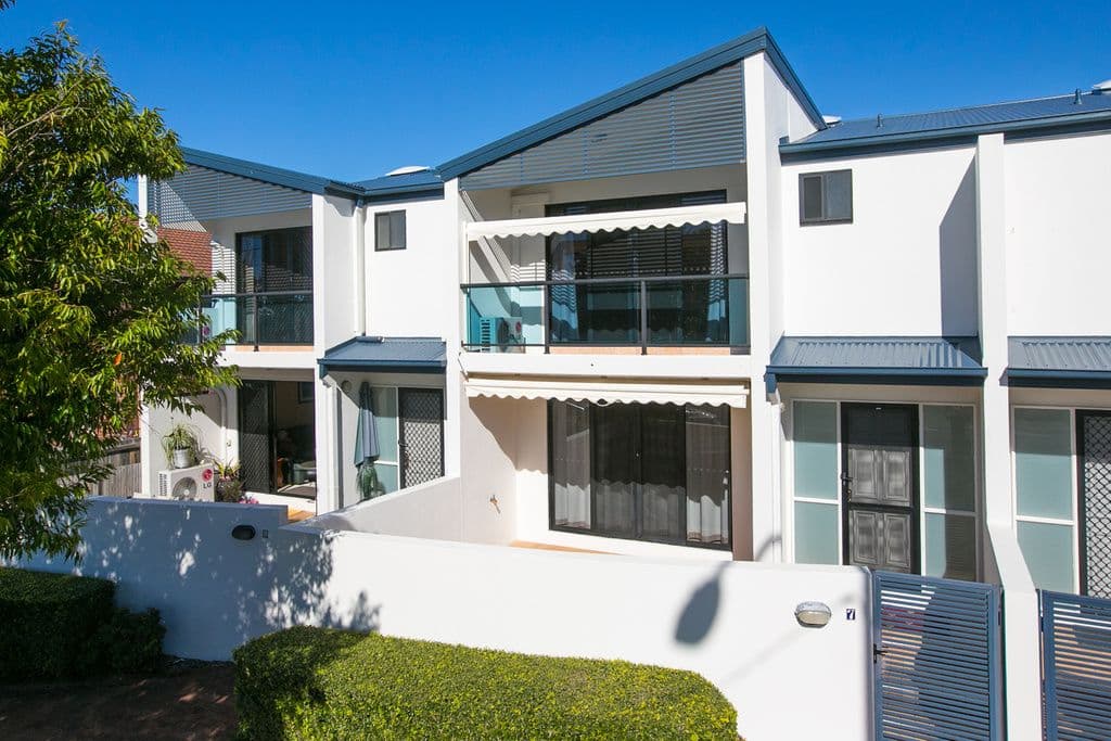117 Middle Street, Cleveland QLD 4163, Cleveland - Thumbnail 2