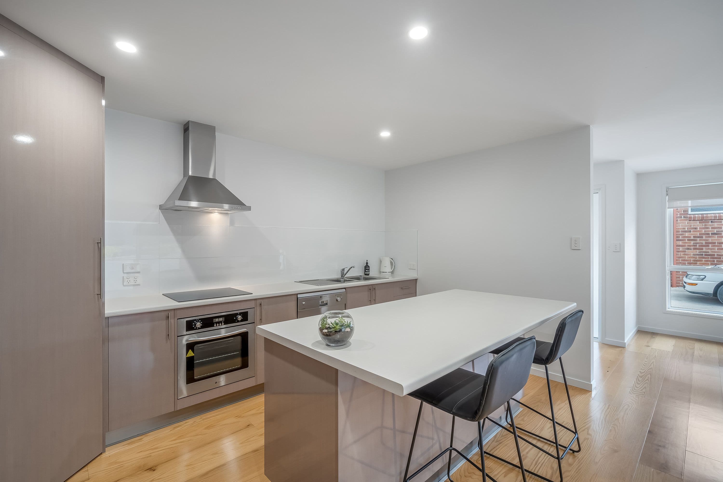 10 Tilyard Street, Montrose TAS 7010, Montrose - Thumbnail 3