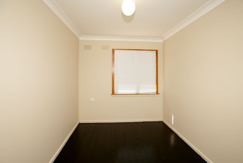 14 Tichborne Crescent, KOORINGAL NSW 2650, Kooringal - Thumbnail 6