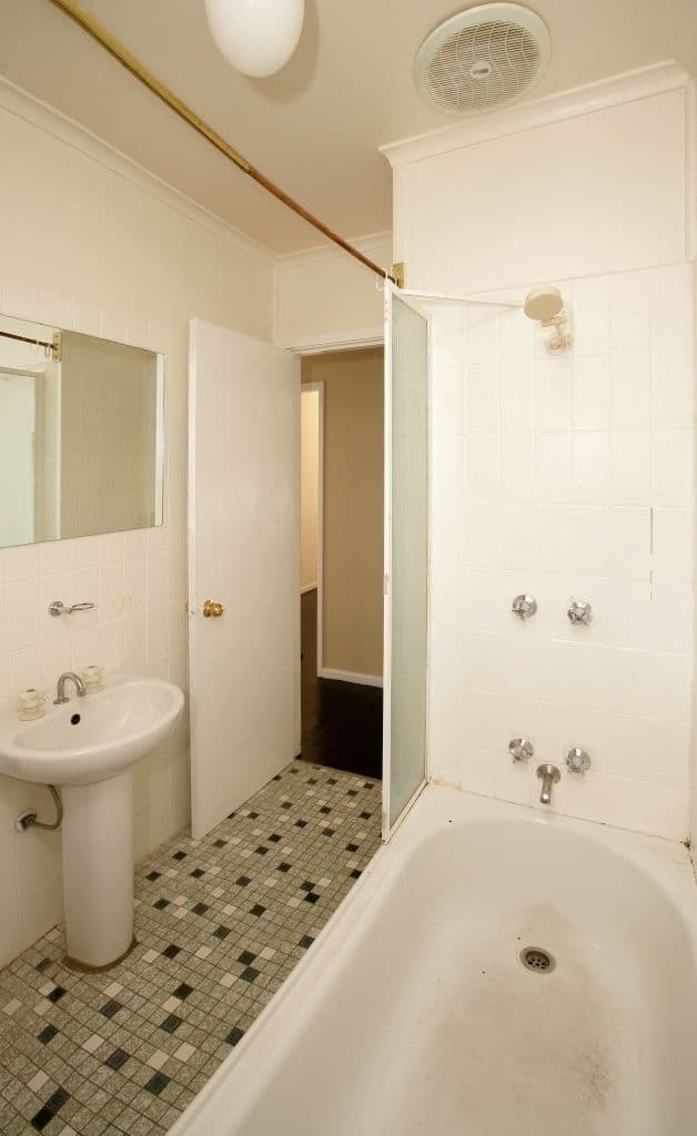 14 Tichborne Crescent, KOORINGAL NSW 2650, Kooringal - Thumbnail 8