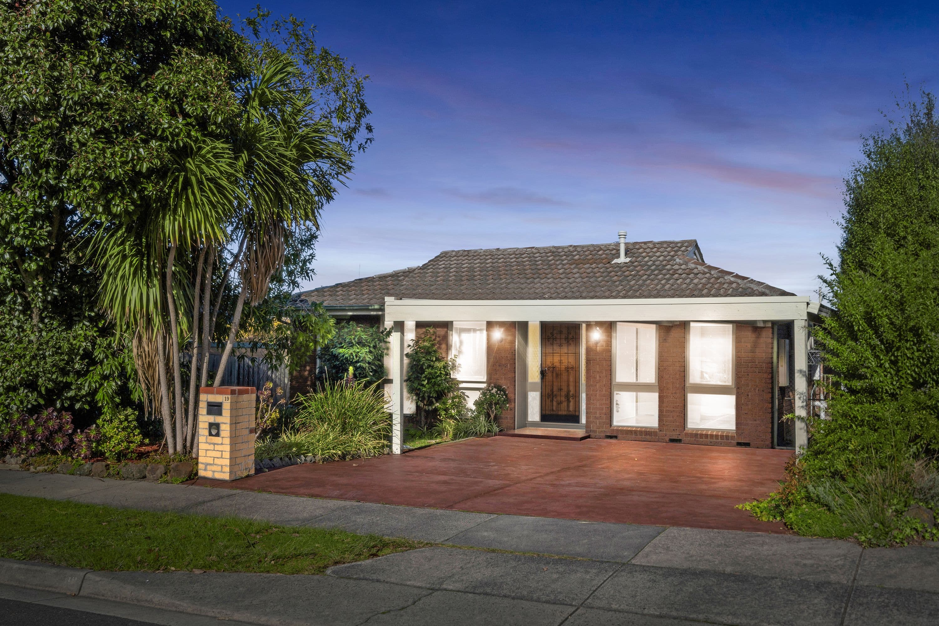 19 Kidderminster Drive, Wantirna VIC 3152, Wantirna - Image 1
