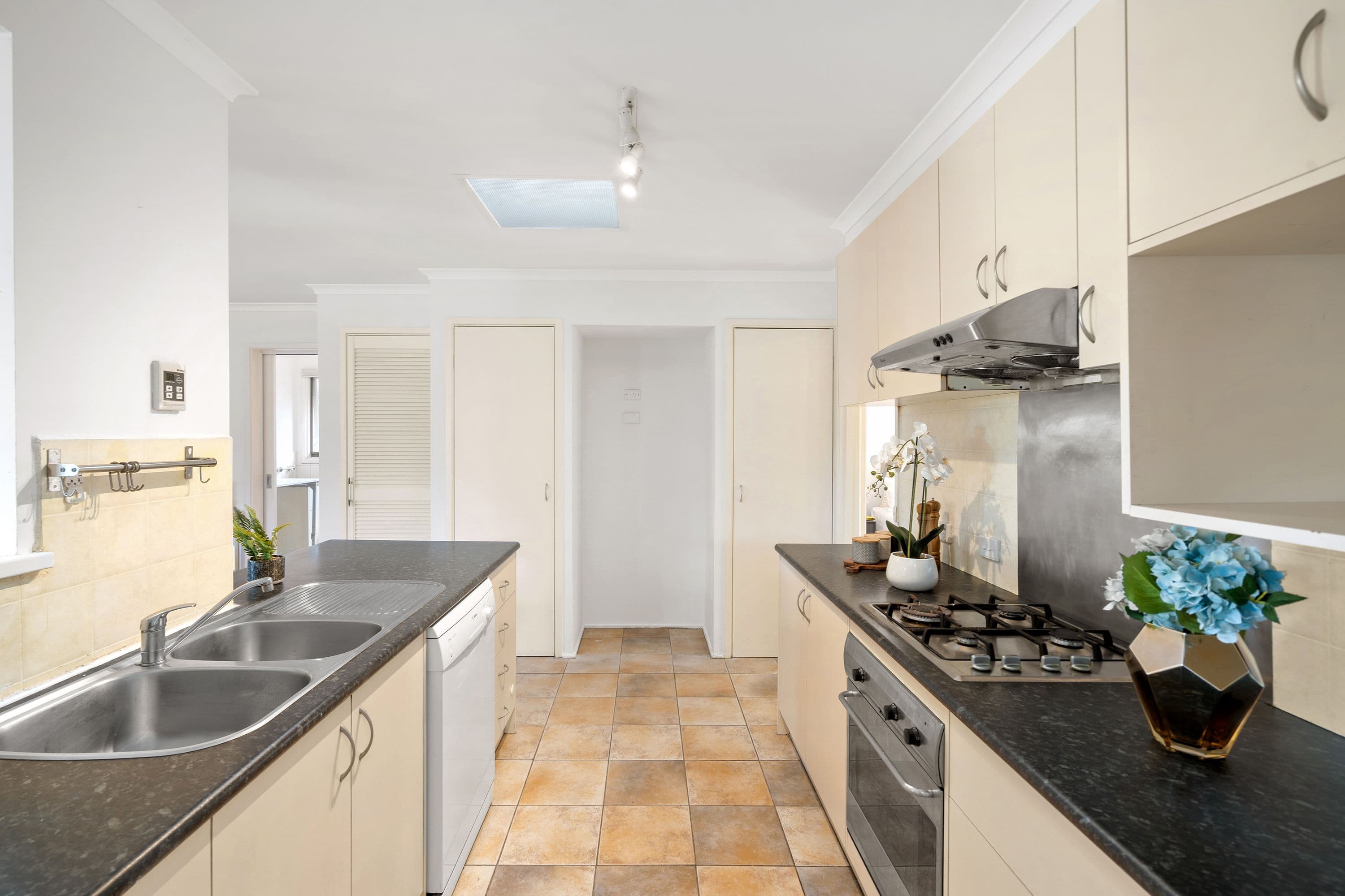 19 Kidderminster Drive, Wantirna VIC 3152, Wantirna - Thumbnail 6