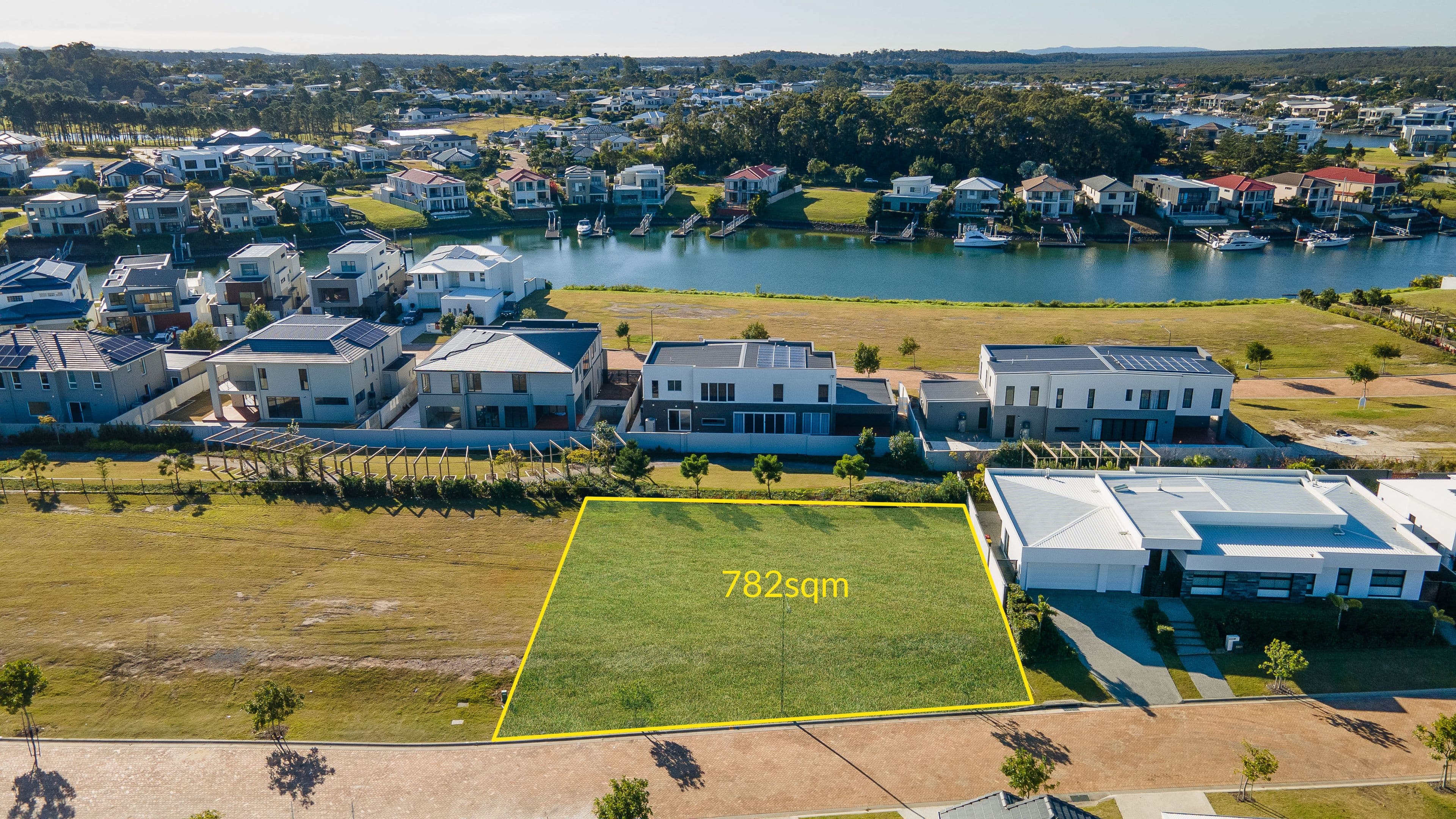 8960 The Point Circuit, Sanctuary Cove QLD 4212, Sanctuary Cove - Image 1