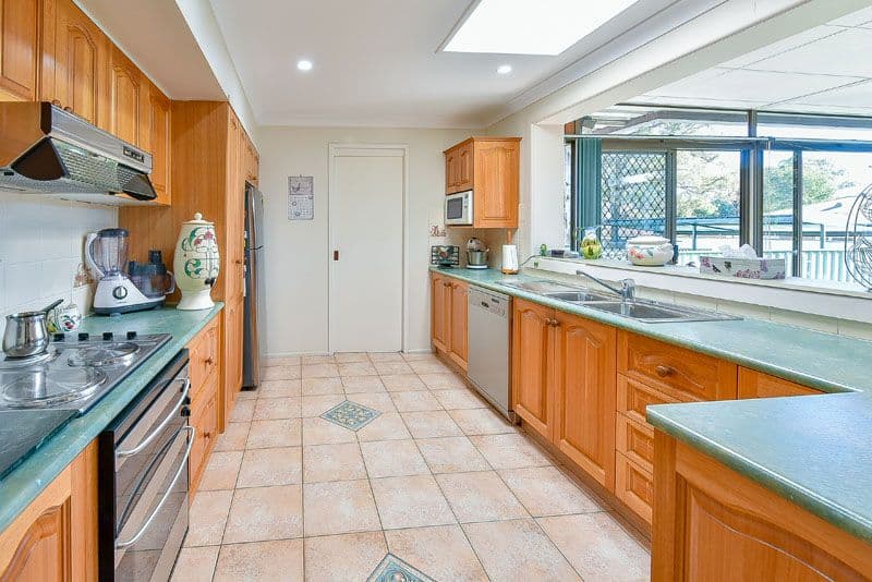 175 Harrow Road, Glenfield NSW 2167, Glenfield - Thumbnail 2