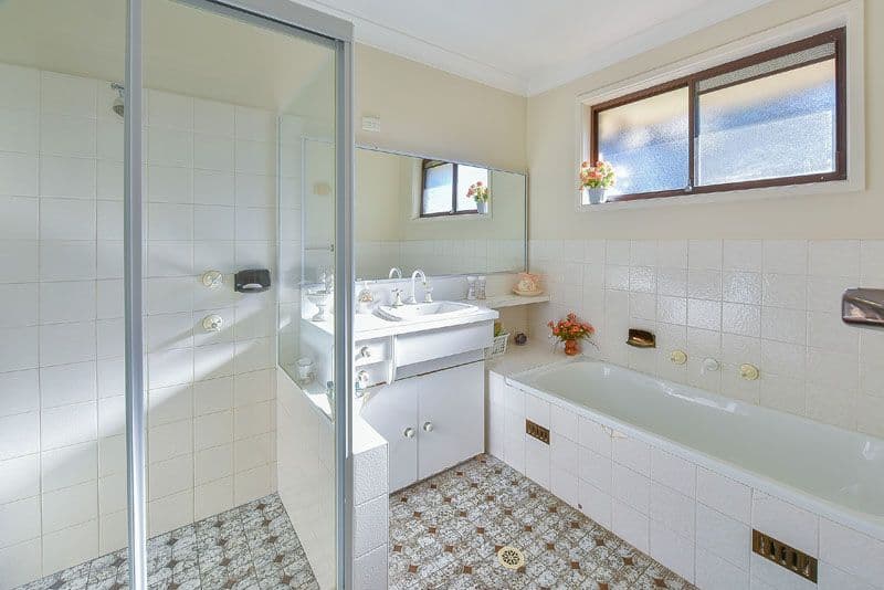 175 Harrow Road, Glenfield NSW 2167, Glenfield - Thumbnail 5