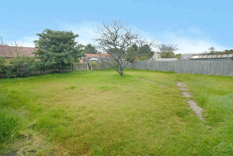 77 Lewis Street, SPRINGVALE VIC 3171, Springvale - Thumbnail 2