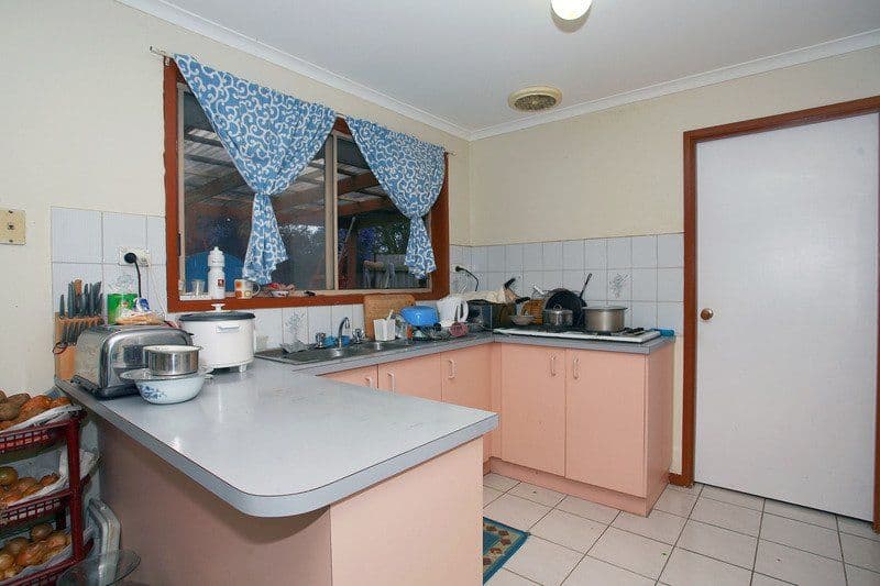 11 Wills Court, CRANBOURNE VIC 3977, Cranbourne North - Thumbnail 7
