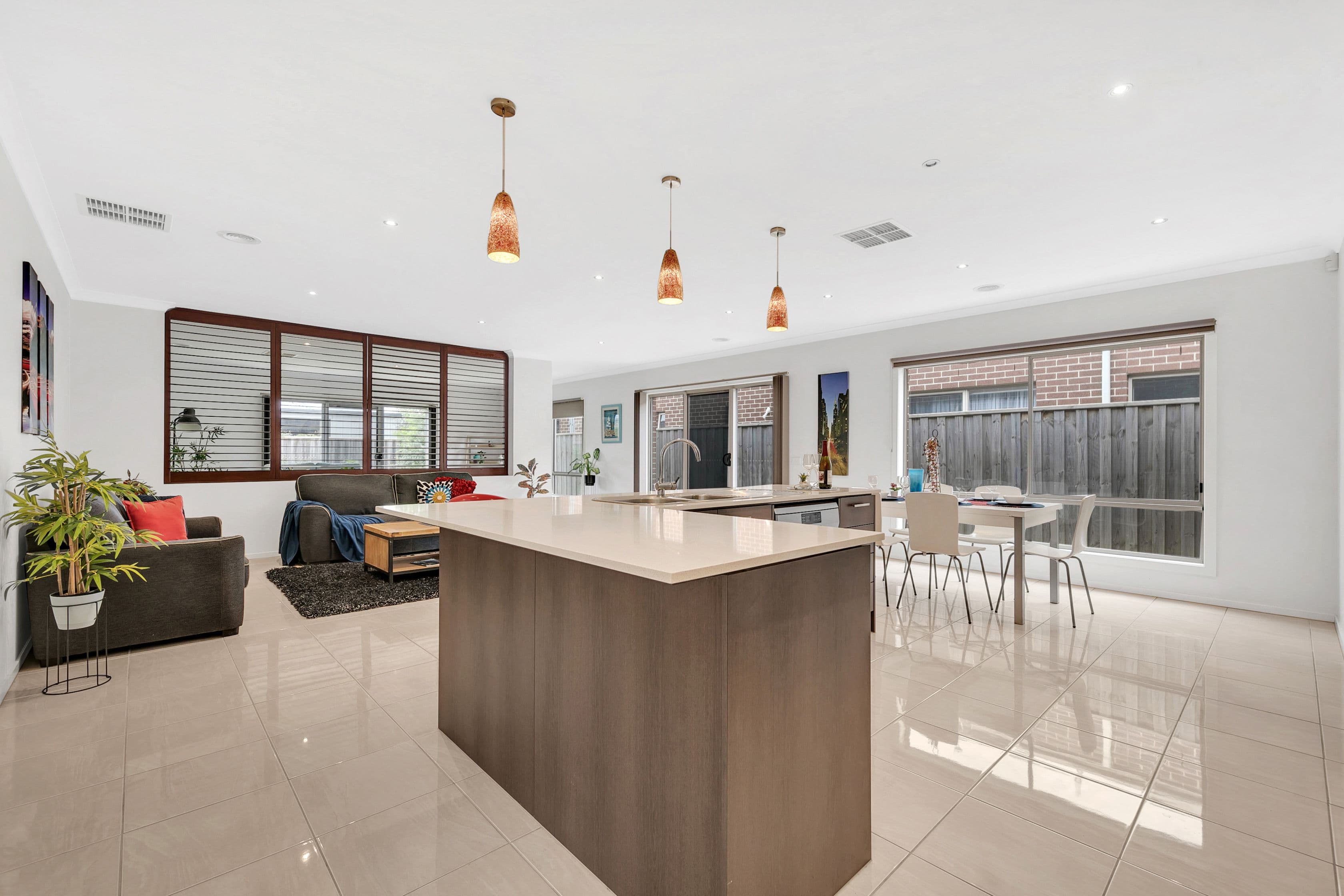 31 Raychelsbury Parade, Wollert VIC 3750, Wollert - Thumbnail 2