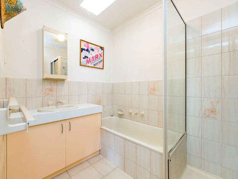 34 Lauren Close, DINGLEY VILLAGE VIC 3172, Dingley Village - Thumbnail 8