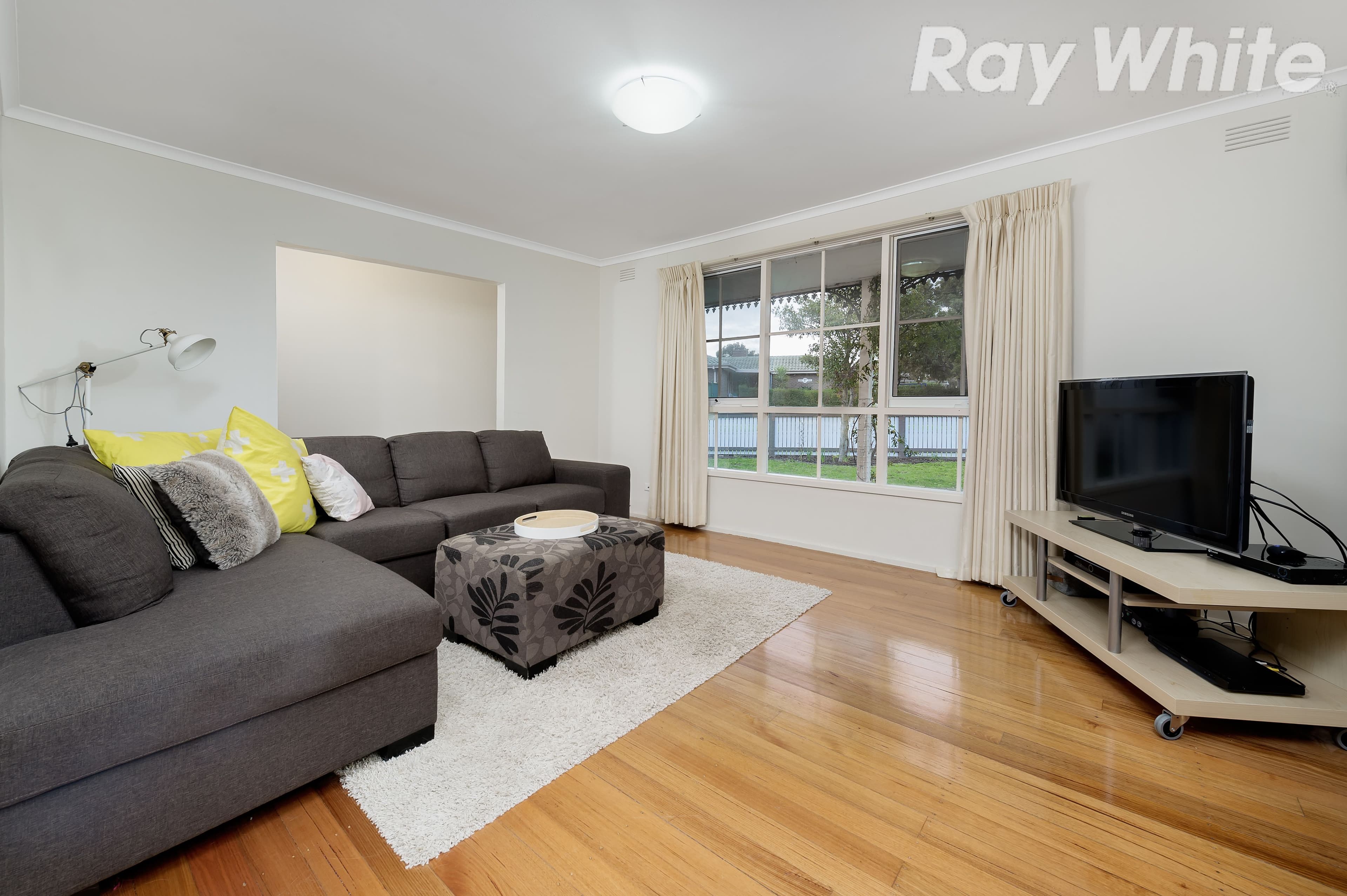 55 Campaspe Crescent, Keilor VIC 3036, Keilor - Thumbnail 2
