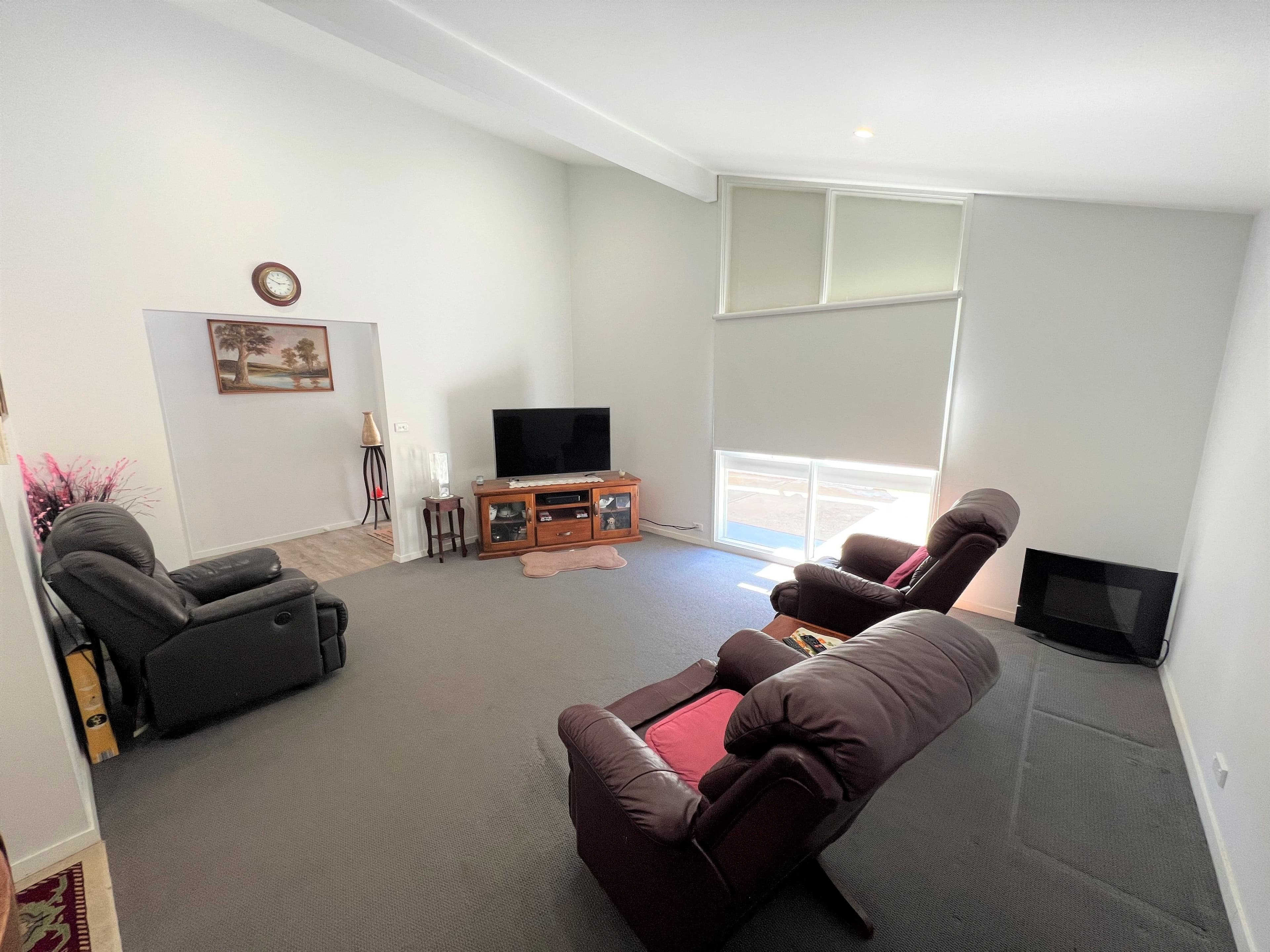 78 Russell Street, Deniliquin NSW 2710, Deniliquin - Thumbnail 2