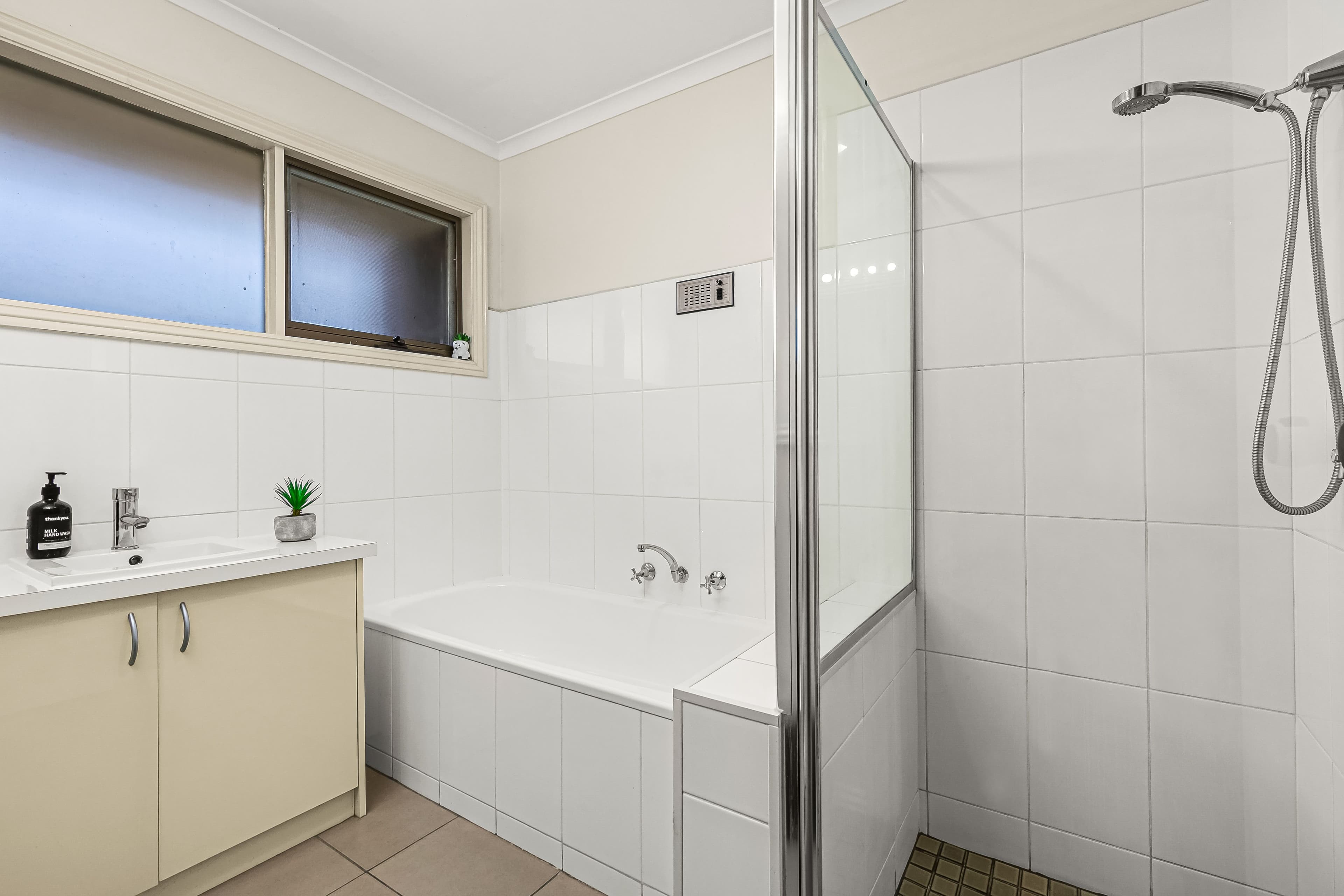 6 Langton Way, Greenvale VIC 3059, Greenvale - Thumbnail 5