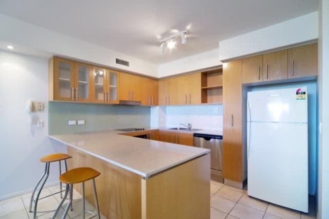 8408 Magnolia Drive East, HOPE ISLAND QLD 4212, Hope Island - Thumbnail 3