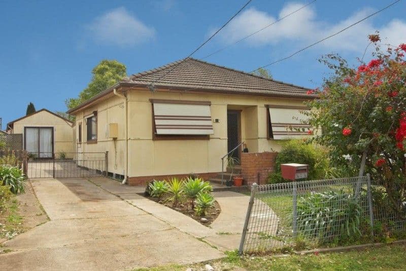 23 Greencastle Parade, Maudsland, QLD, 4210, Maudsland - Image 1