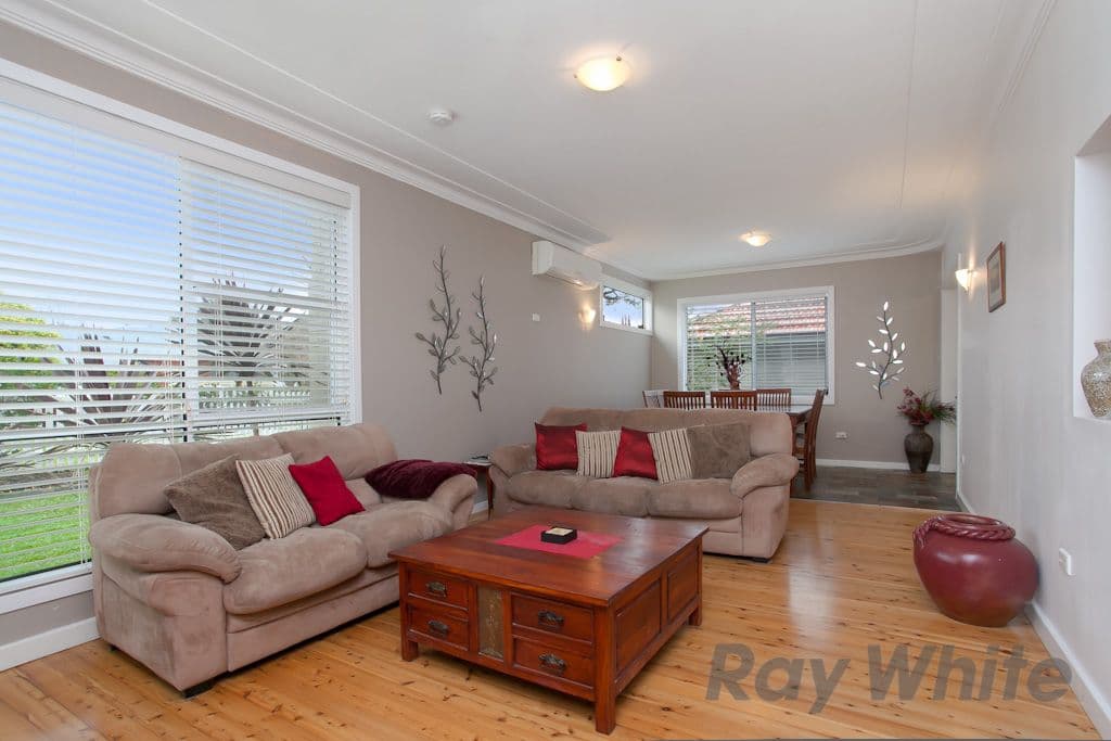 12 Jesson Parade, WARNERS BAY NSW 2282, Warners Bay - Thumbnail 4