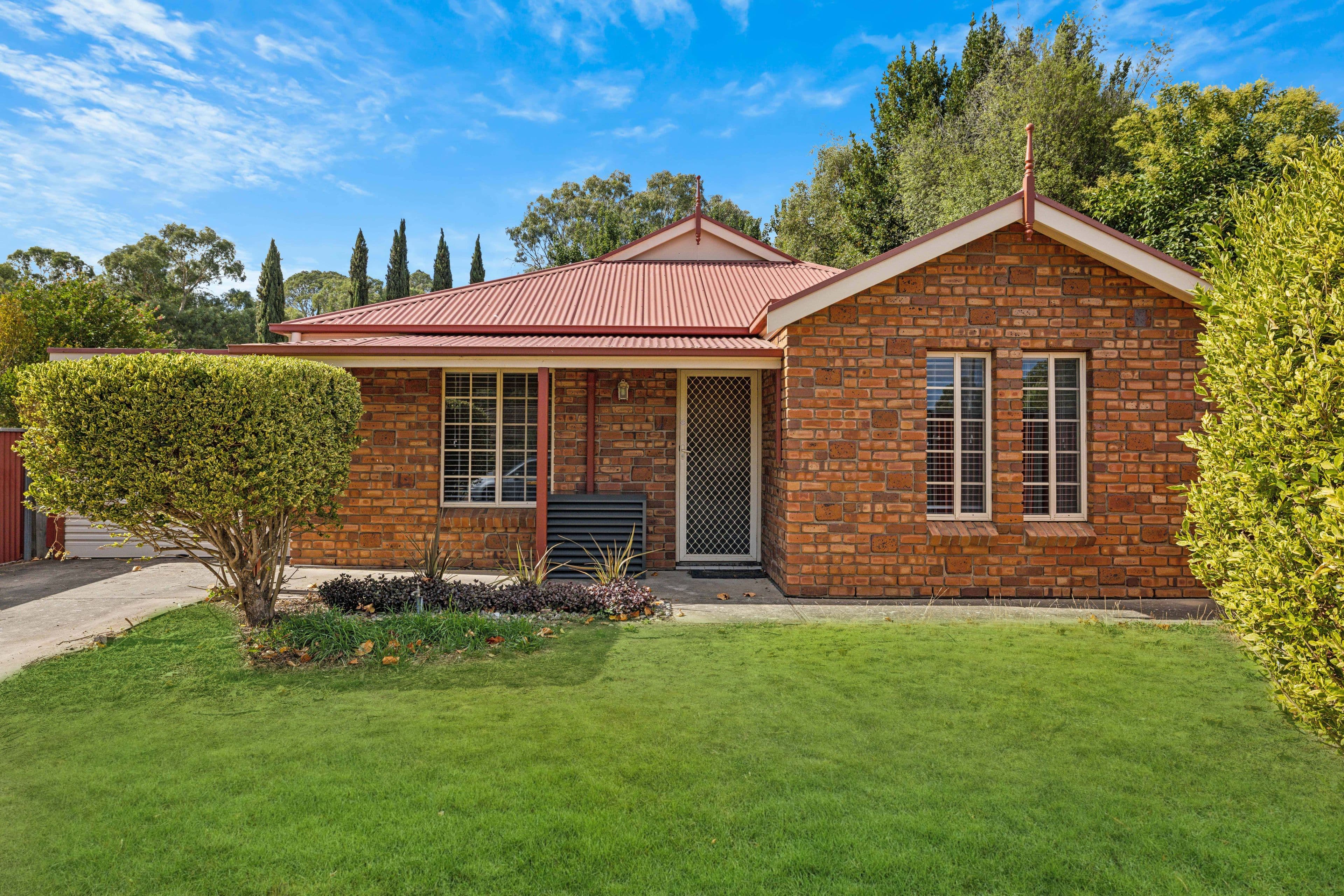 1 Symonds Drive, Mount Barker SA 5251, Mount Barker - Image 1
