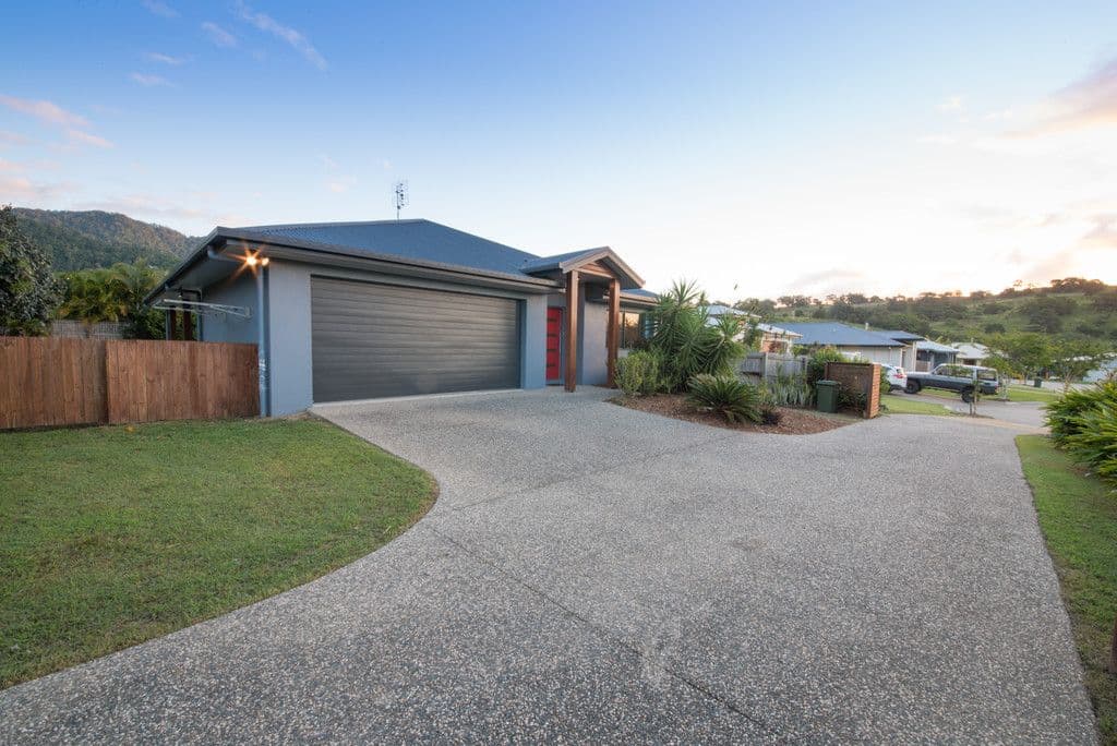 8 Flinders Court, Cannonvale QLD 4802, Cannonvale - Thumbnail 4