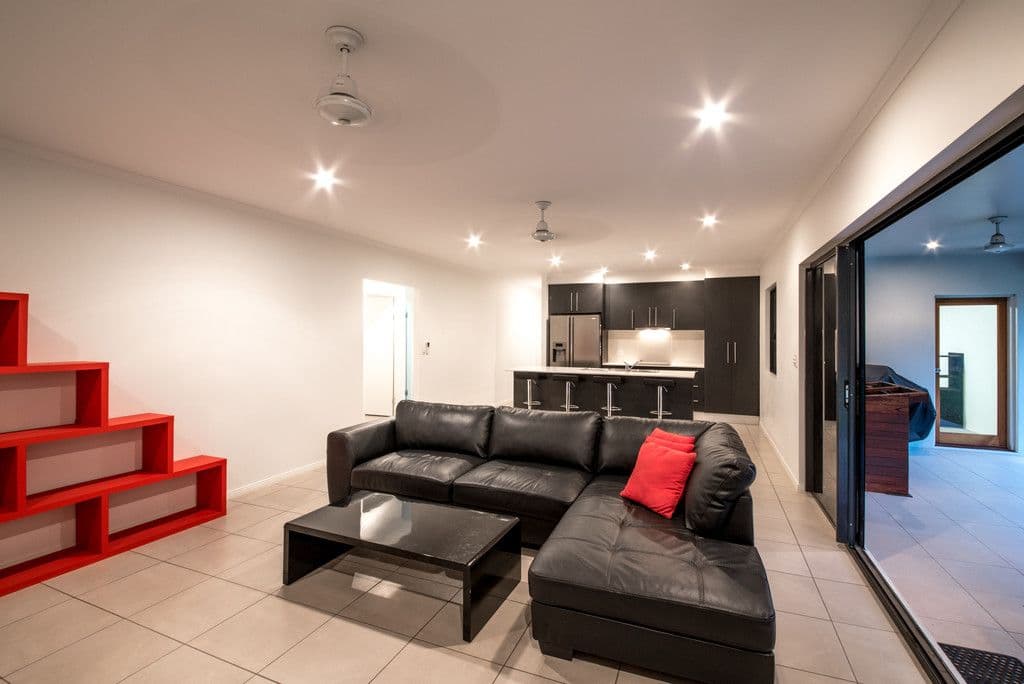 8 Flinders Court, Cannonvale QLD 4802, Cannonvale - Thumbnail 6