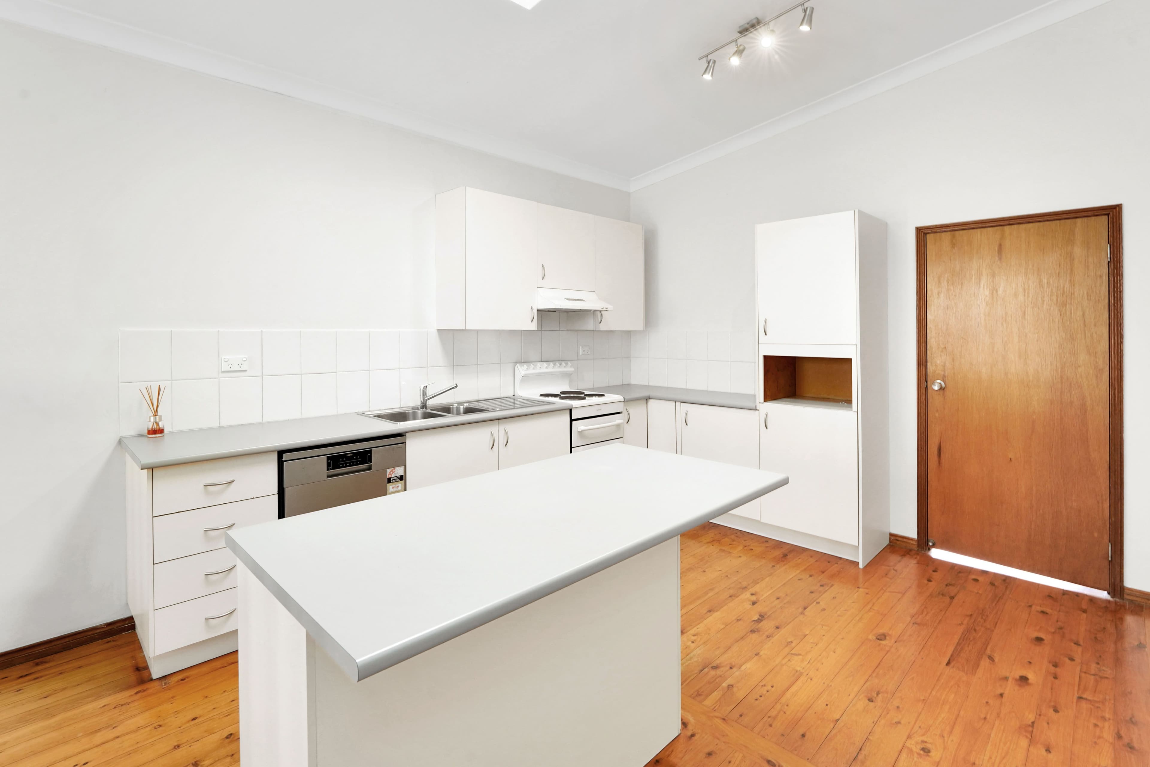38 Mirreen Avenue, Davistown NSW 2251, Davistown - Thumbnail 4