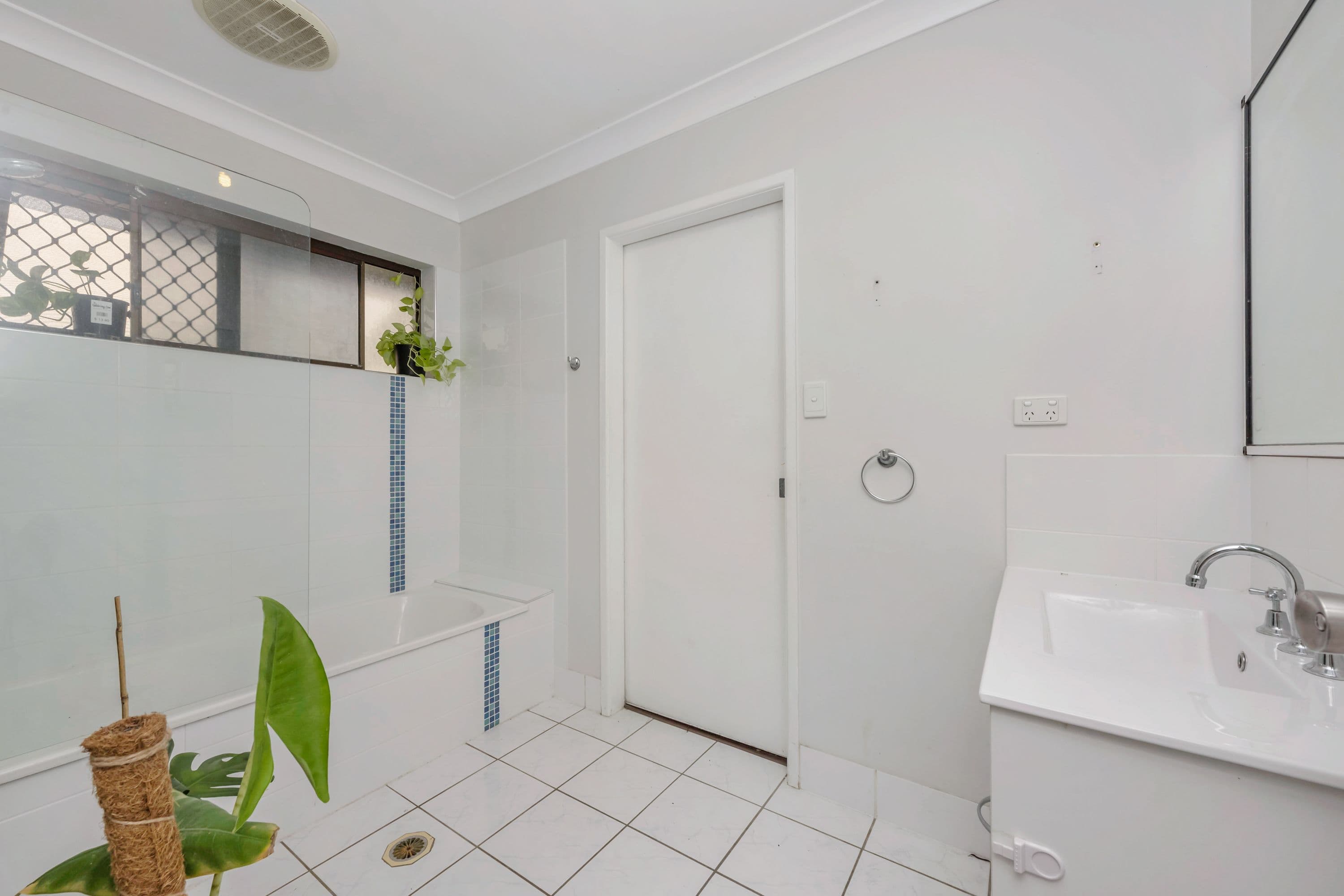 32 Redwood Avenue, Kirwan QLD 4817, Kirwan - Thumbnail 6