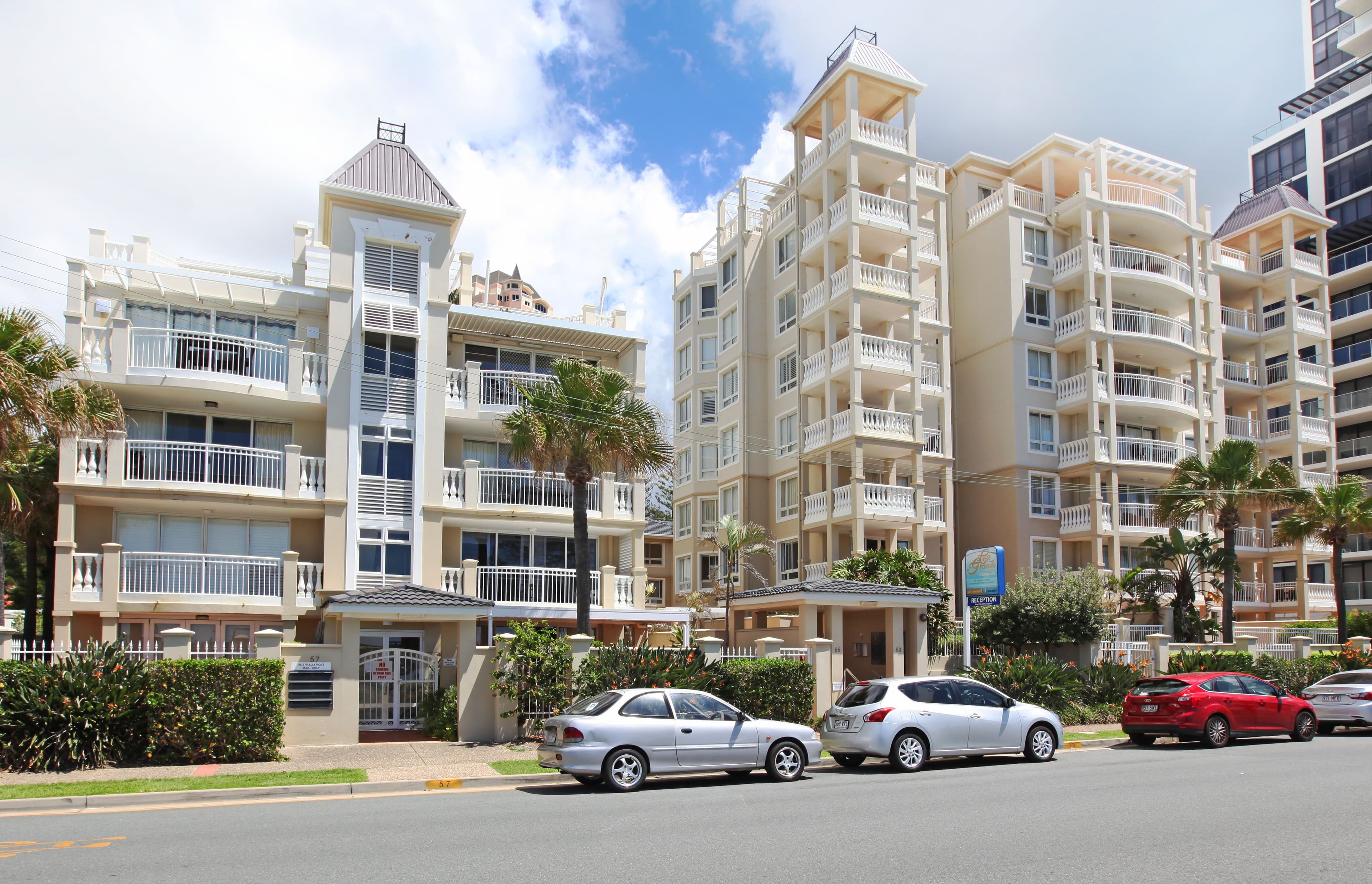 122 Old Burleigh Road, Broadbeach QLD 4218, Broadbeach - Thumbnail 2