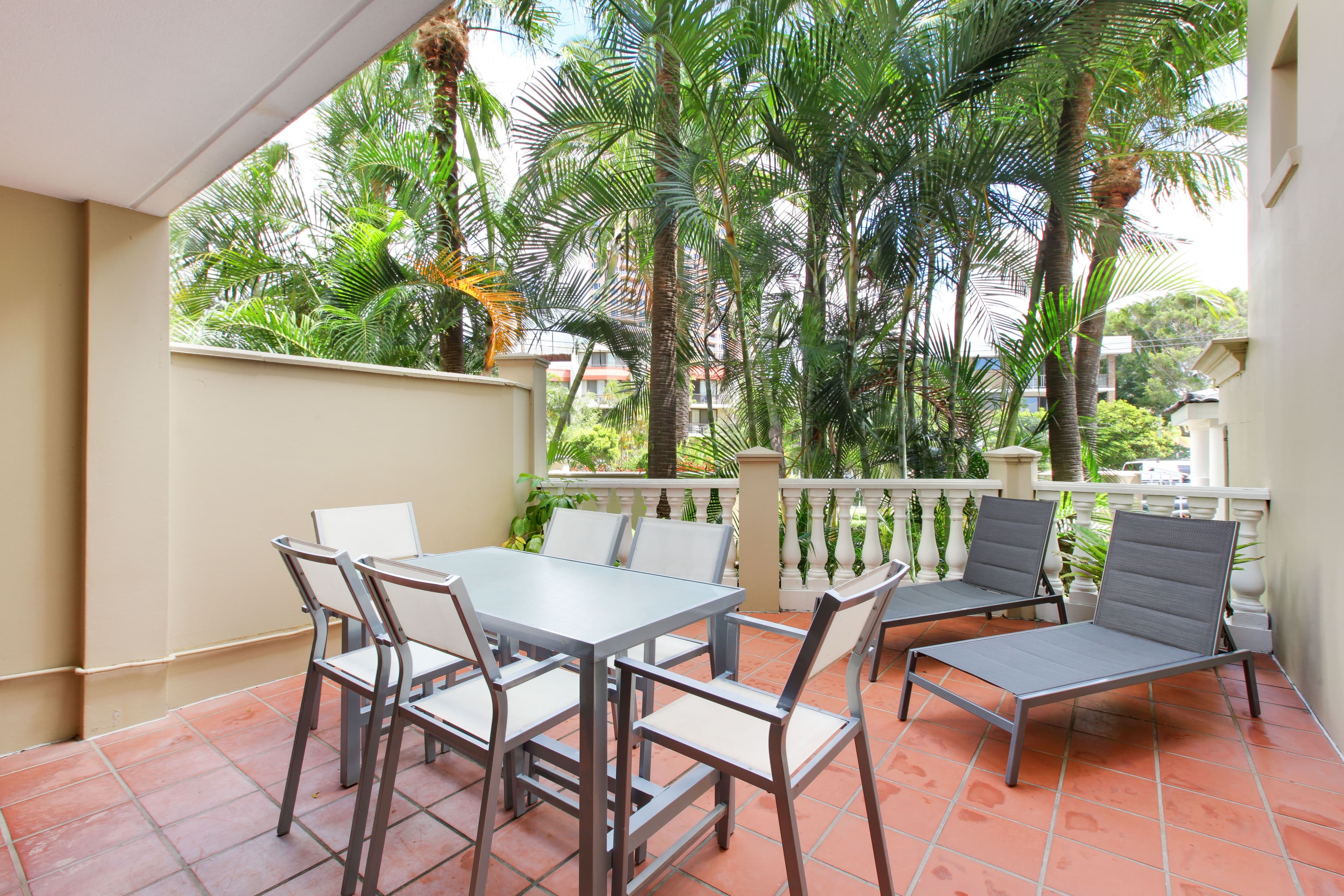 122 Old Burleigh Road, Broadbeach QLD 4218, Broadbeach - Thumbnail 6