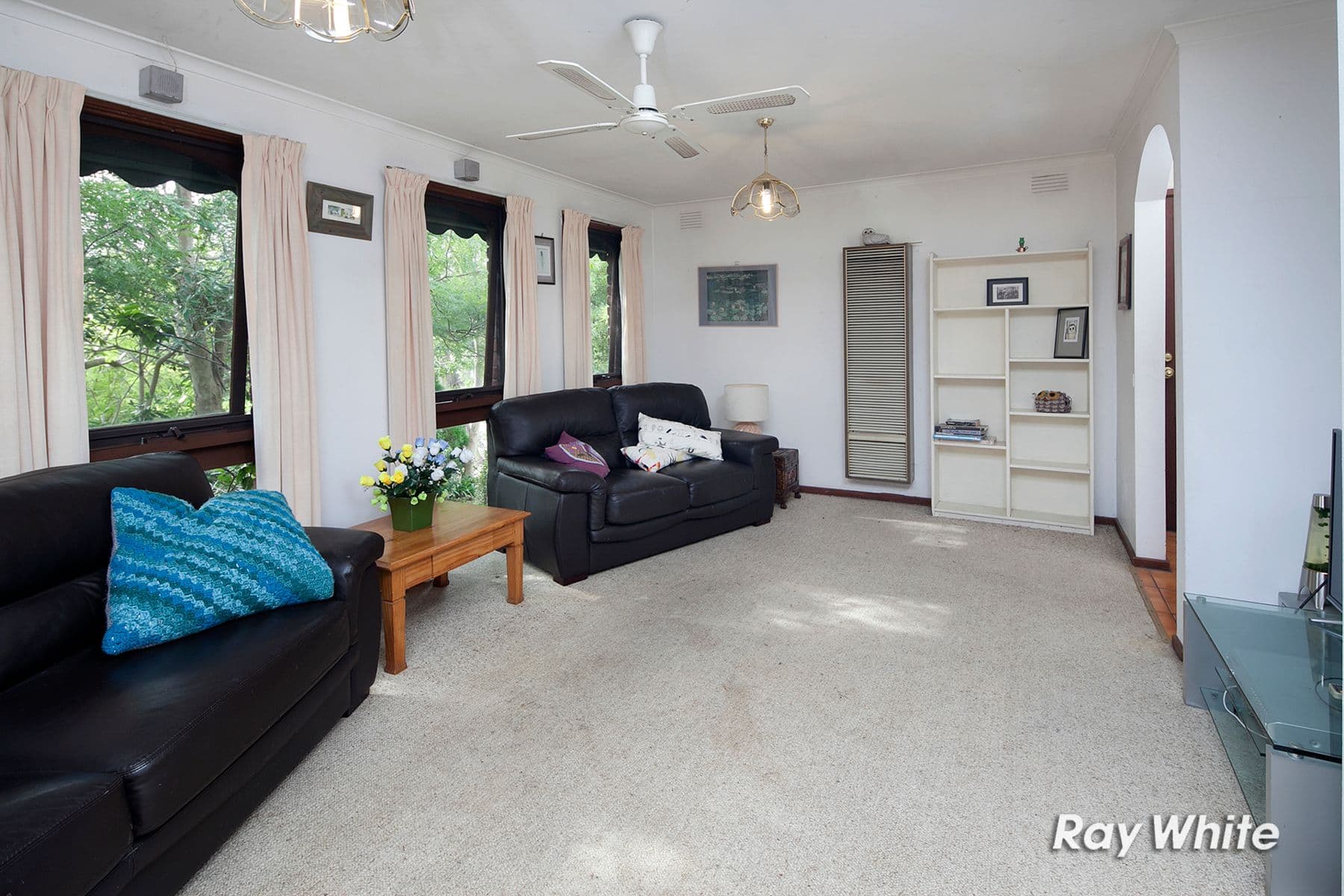5 Birtinya Court, Frankston VIC 3199, Frankston - Thumbnail 3