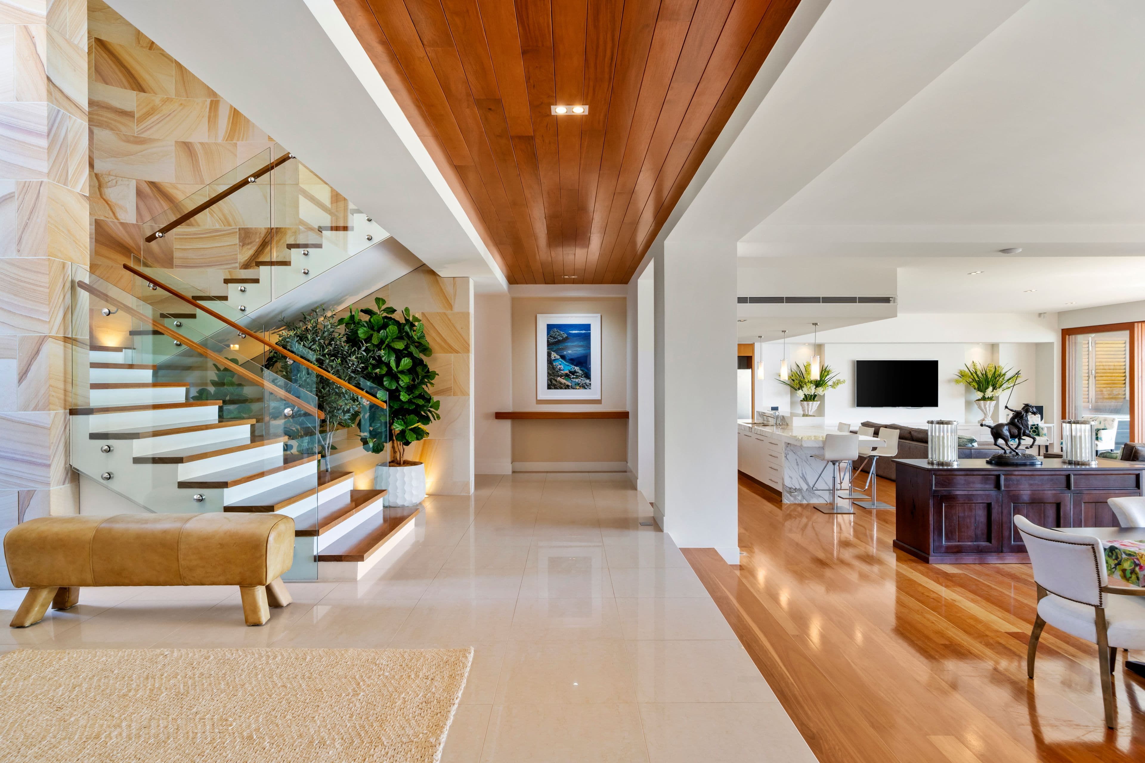 2090 The Circle, Sanctuary Cove QLD 4212, Sanctuary Cove - Thumbnail 2