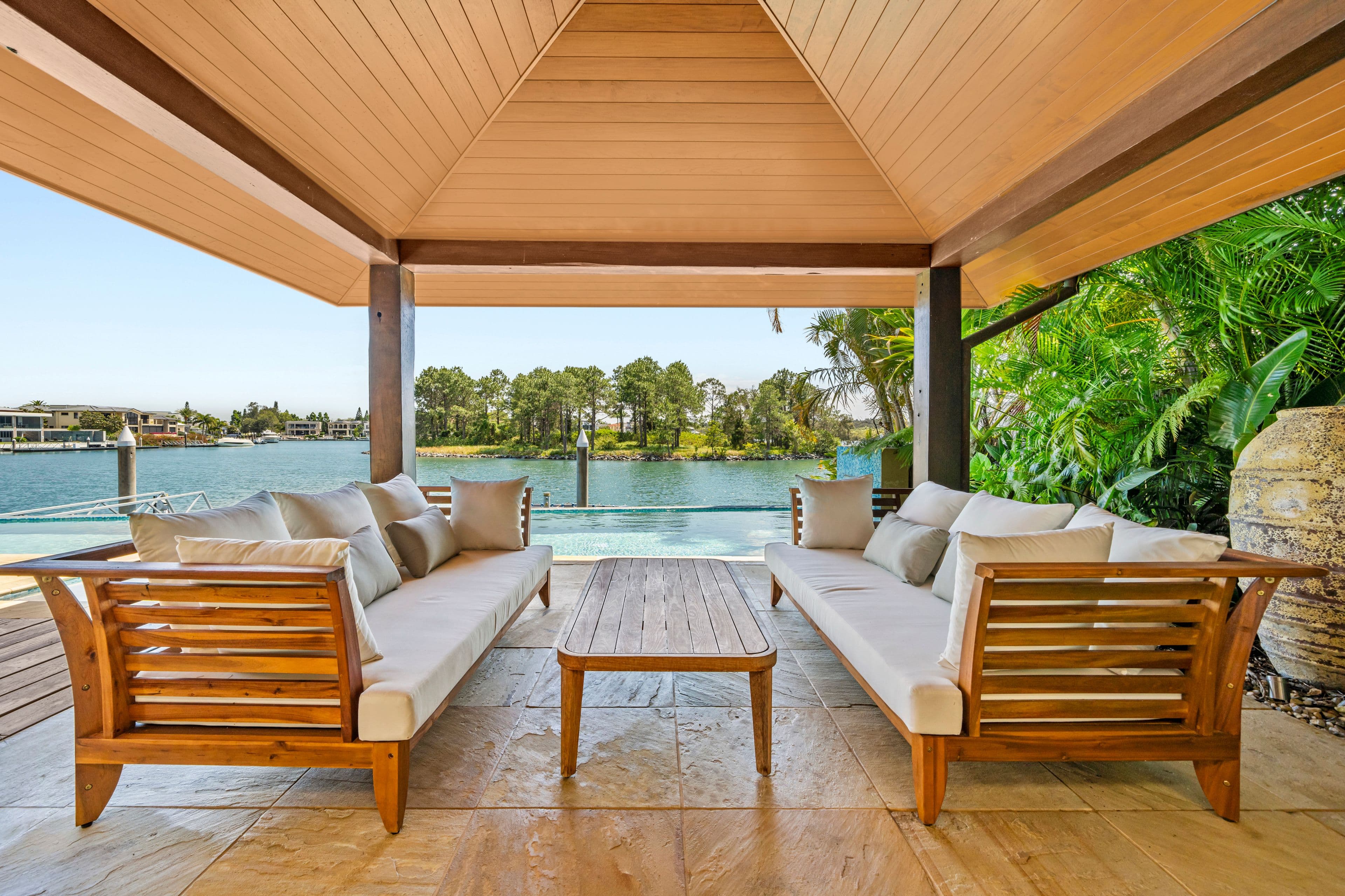2090 The Circle, Sanctuary Cove QLD 4212, Sanctuary Cove - Thumbnail 7