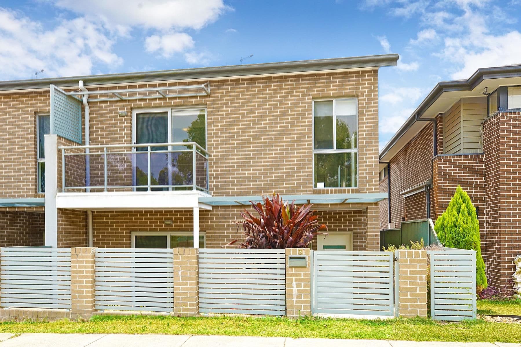 33 Glenmore Ridge Drive, Glenmore Park - Image 1